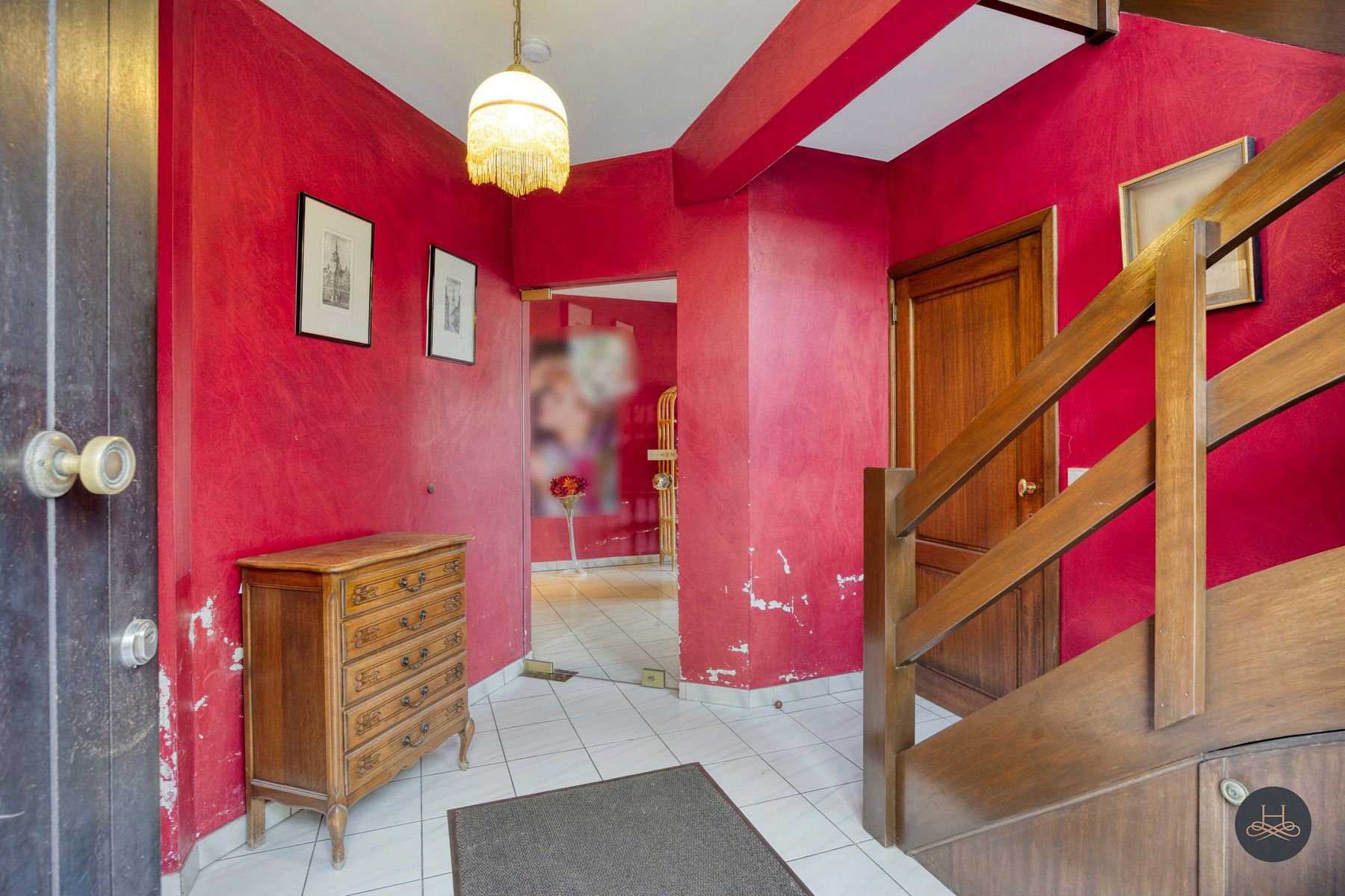Ruime woning met handelsruimte en veel potentieel foto 18
