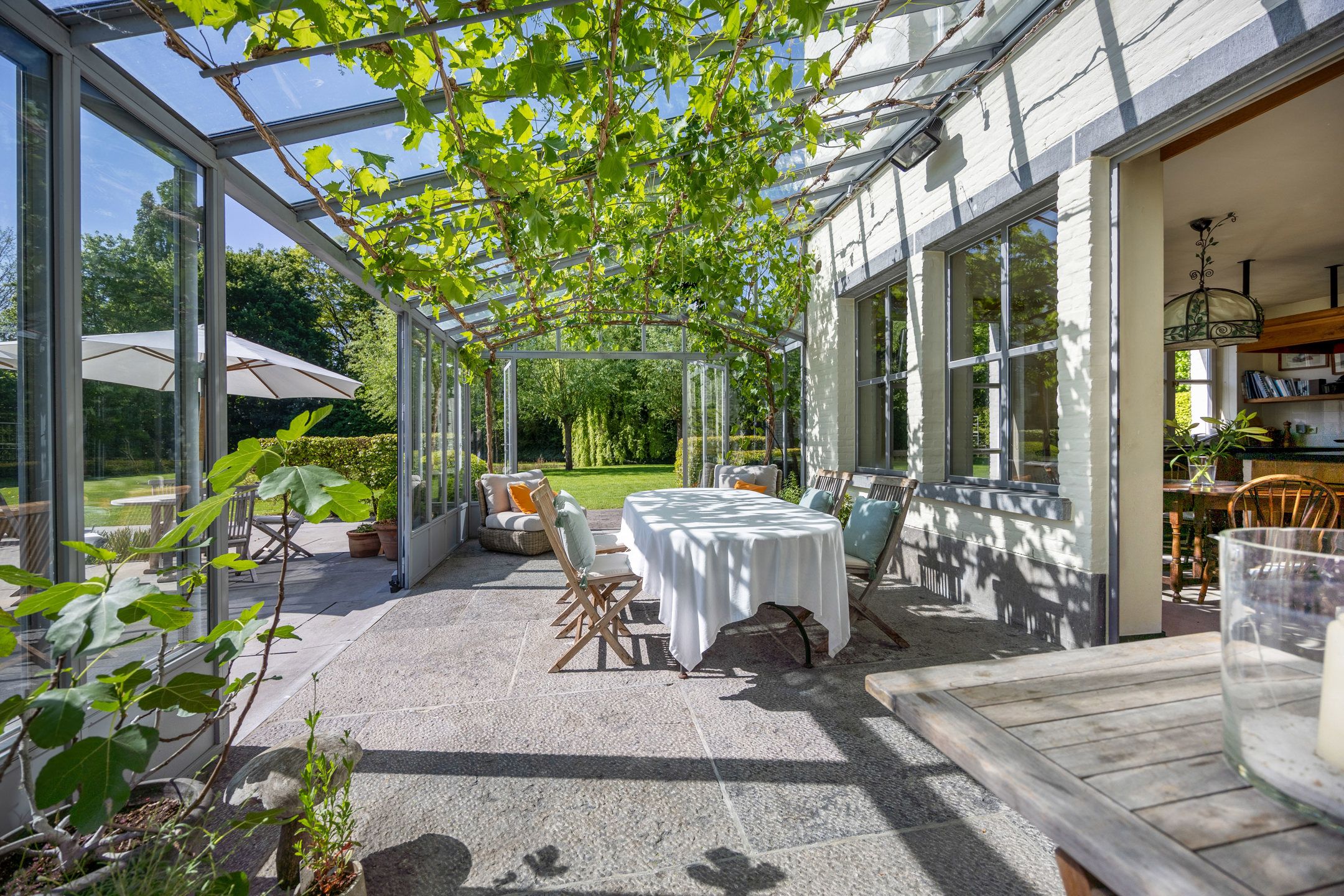 Unieke parel op een perceel van 2238m² nabij centrum Lier! foto 14