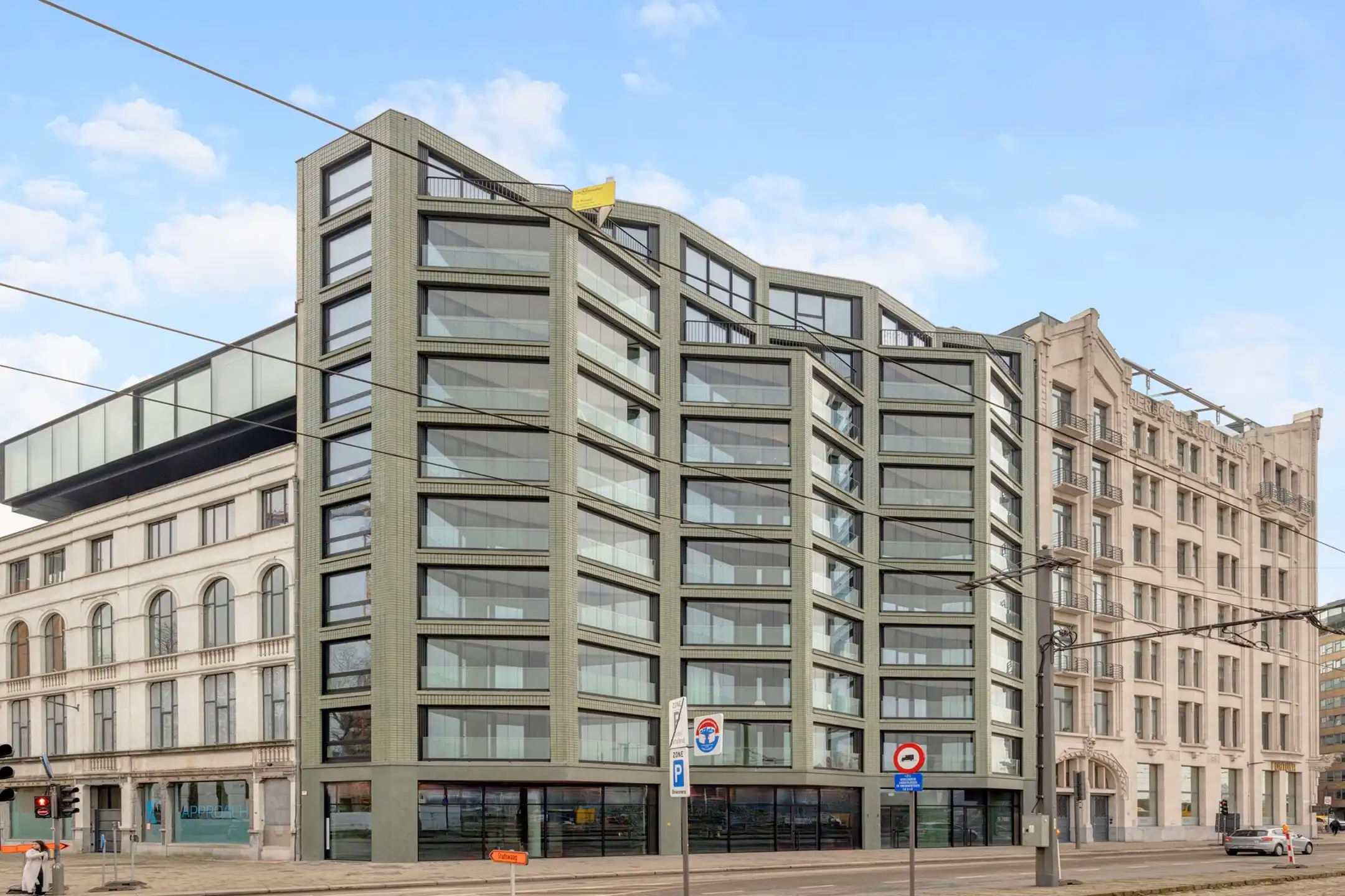 ANTWERPEN - Prestigieus woonproject  foto {{pictureIndex}}