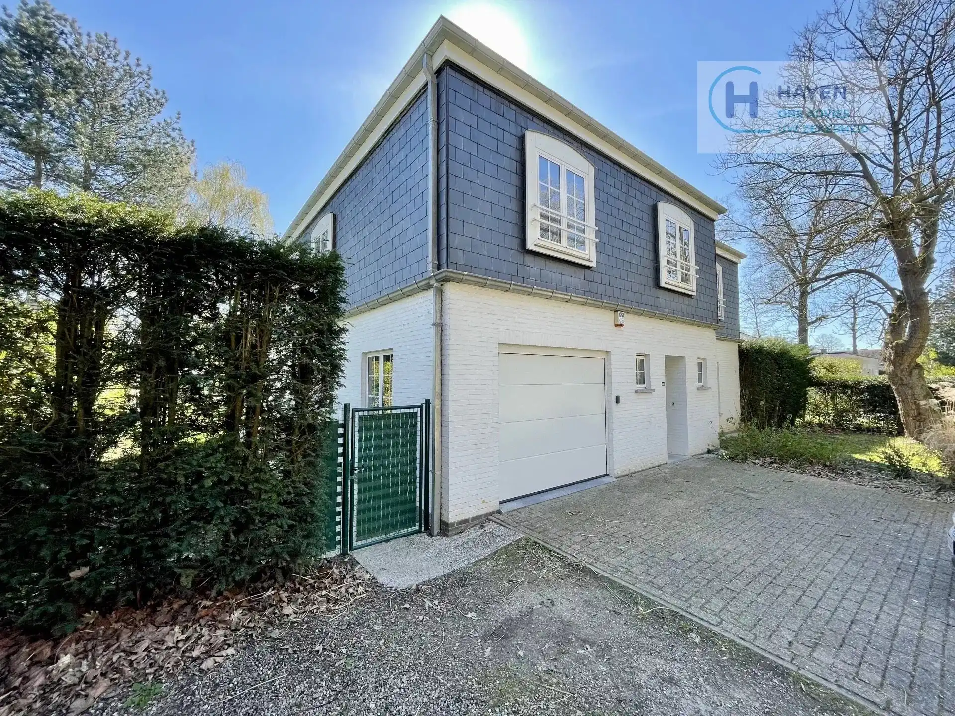 Villa met 4 slaapkamers en tuin foto 3