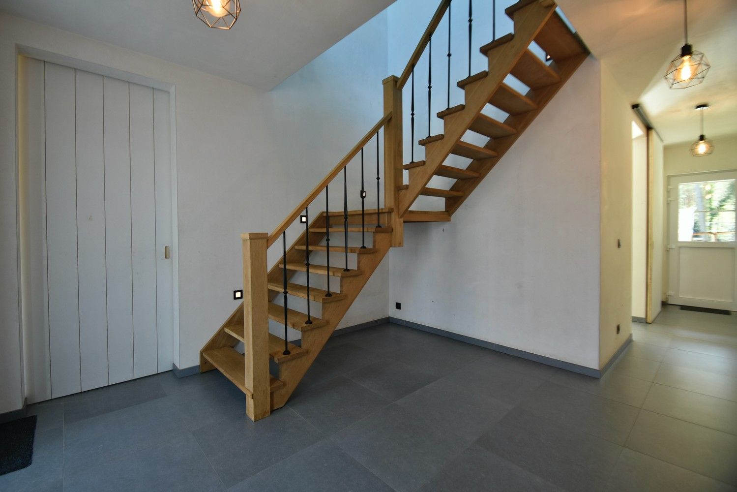 Smaakvol gerenoveerde gezinswoning met 3 à 6 slaapkamers, tevens geschikt voor een vrij beroep, gelegen nabij bosrijk gebied en de Mechelse Heide foto 14