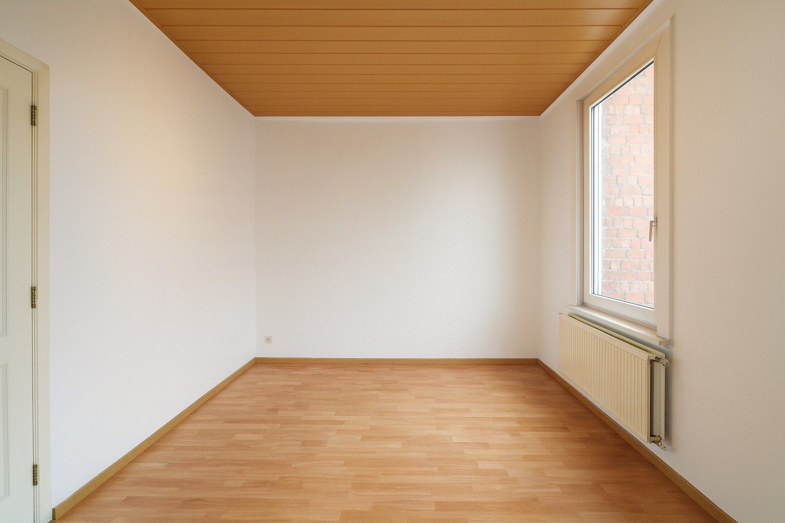 Te koop: Charmante centraal gelegen stadswoning met vijf slaapkamers in hartje Sint-Niklaas! foto 10