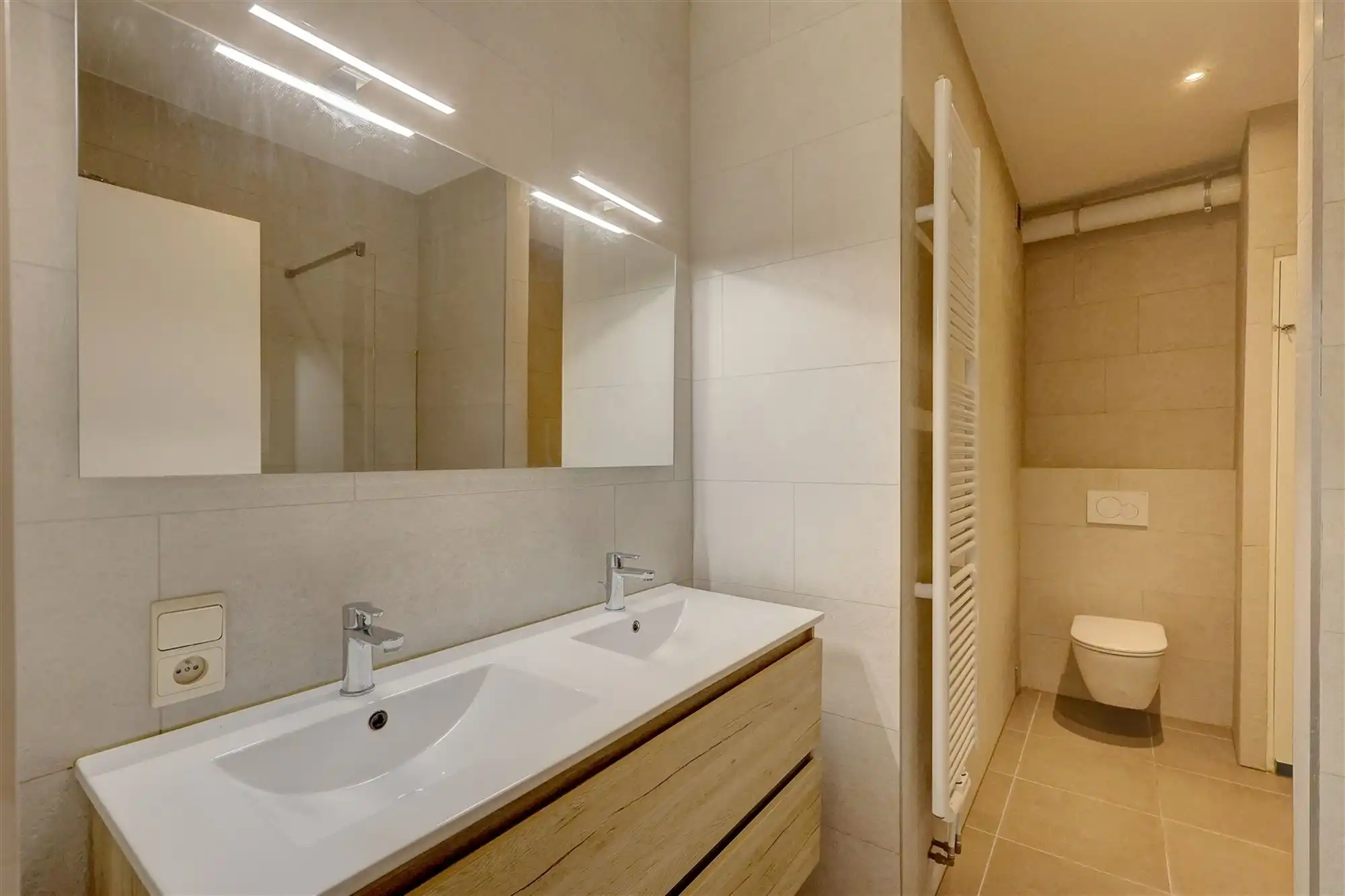 Gezellig appartement met terras in centrum Antwerpen foto 6