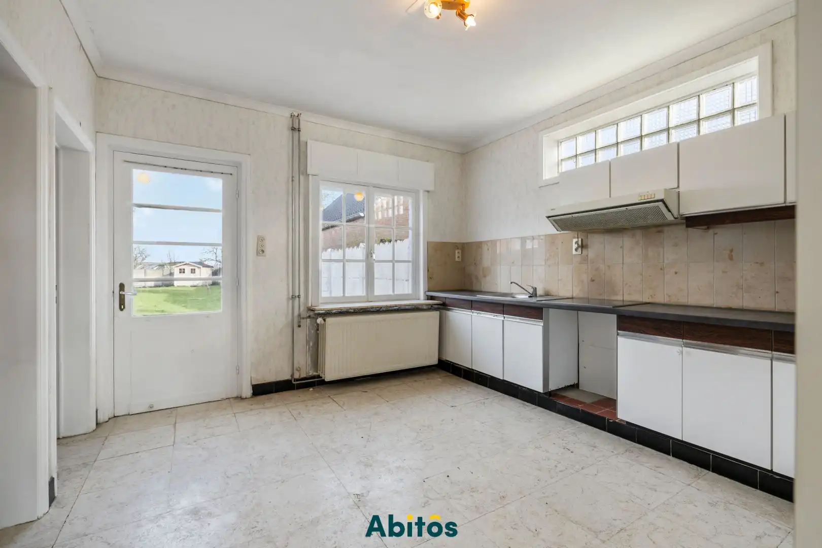 Villa met 3 slaapkamers en ruime garage in Beervelde, Lochristi foto 6