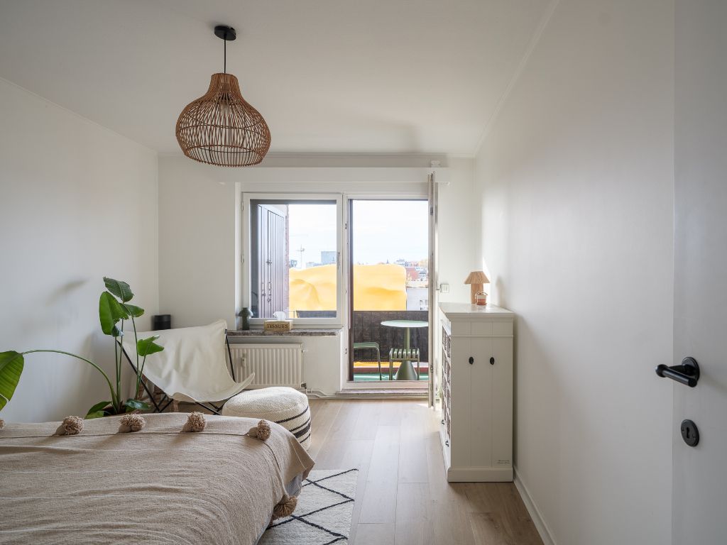 Gent centrum: Ruim appartement (3 slpkmrs) met buitenruimte, weids zicht en parkeergelegenheid nabij het het Zuidpark - Opportuniteit! foto 12