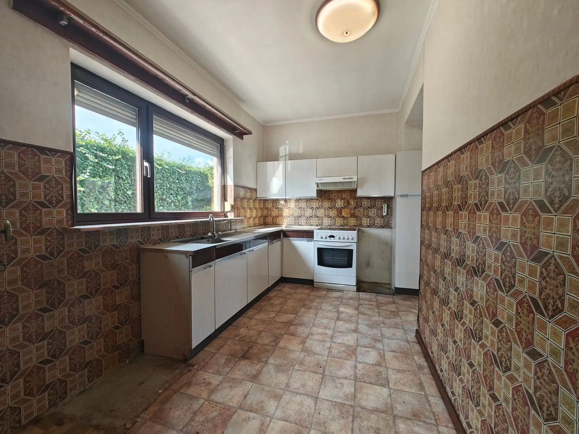 Te renoveren vrijstaande woning op een top locatie!  foto 9