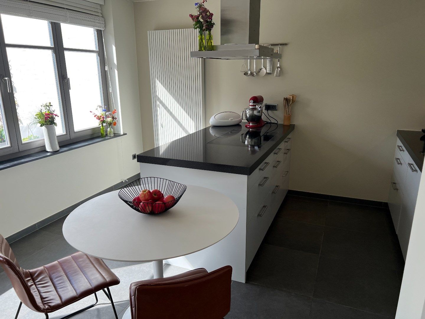 Instapklare woning 4 slpk met tuin op 9a 16ca foto 6