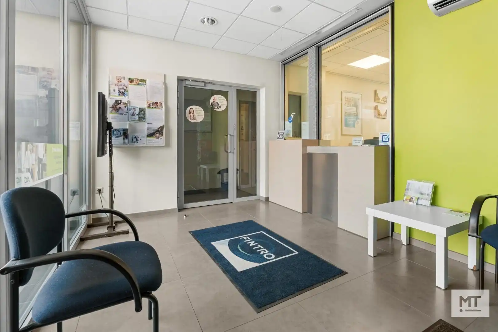 Opbrengsteigendom bestaande uit handelsruimte en 2 appartementen in centrum Beselare foto 19