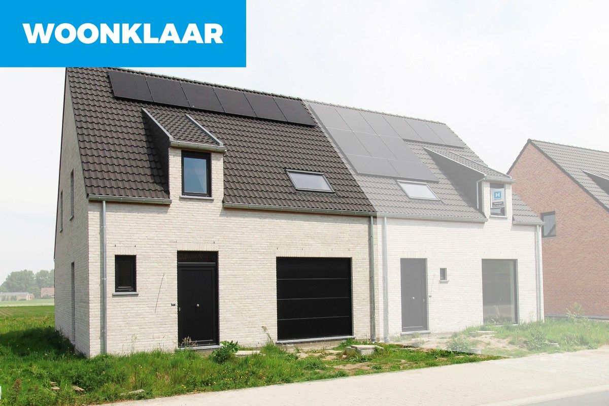 Hectaar bouwt 4 halfopen nieuwbouwwoningen te Oedelem foto {{pictureIndex}}