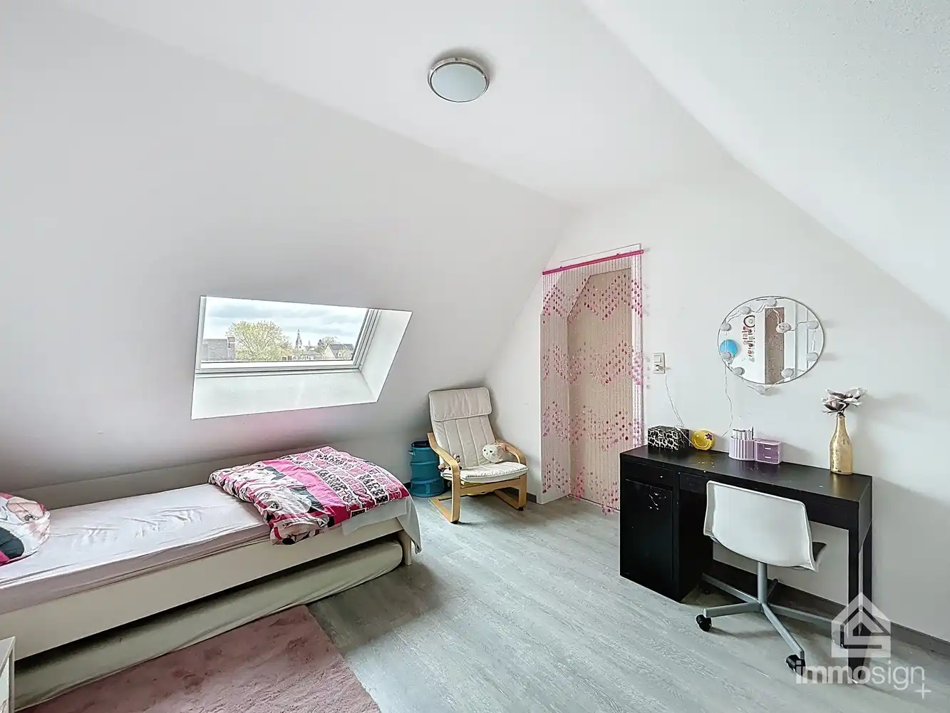 Zeer ruime woning met werkplaats in Hamont-Achel! foto 24