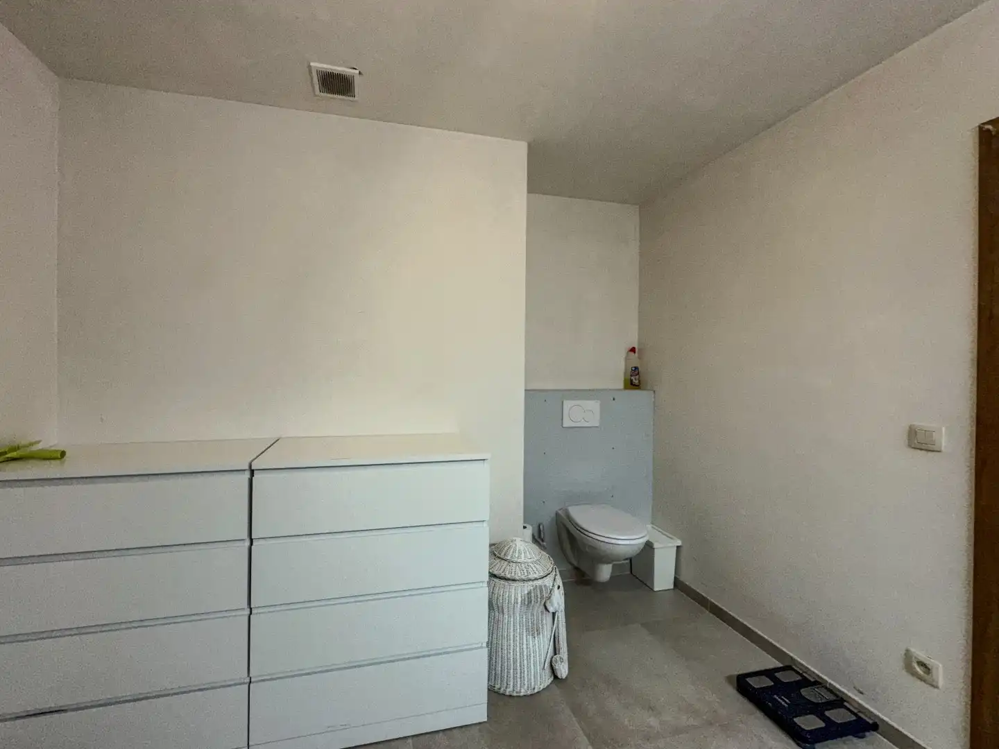 Nieuwbouwwoning met 3 ruime slaapkamers en tuin. foto 22