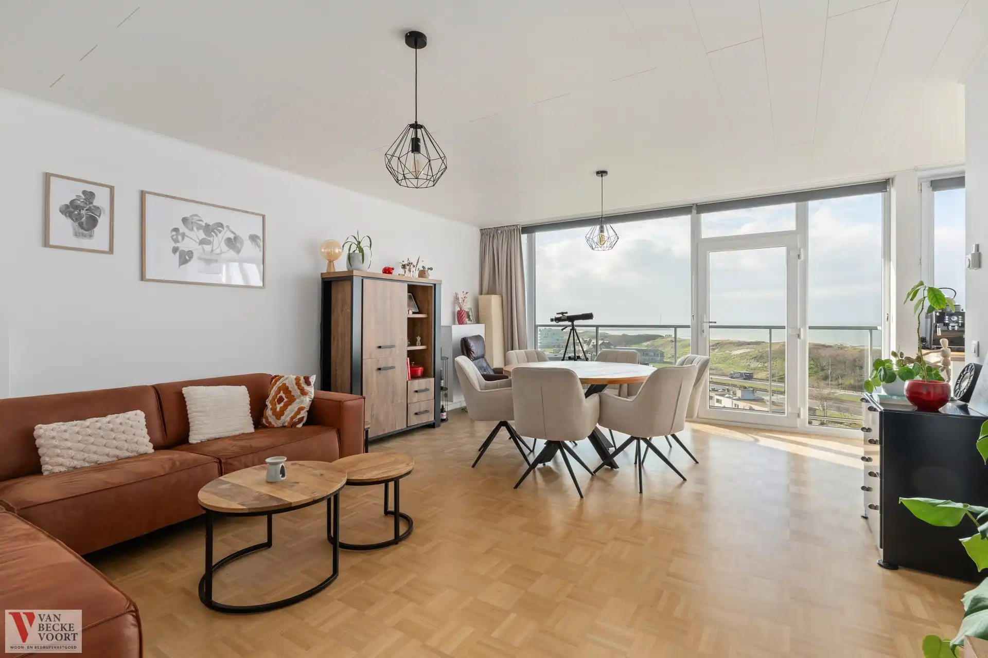 Appartement met panoramisch zee- en duinenzicht foto {{pictureIndex}}