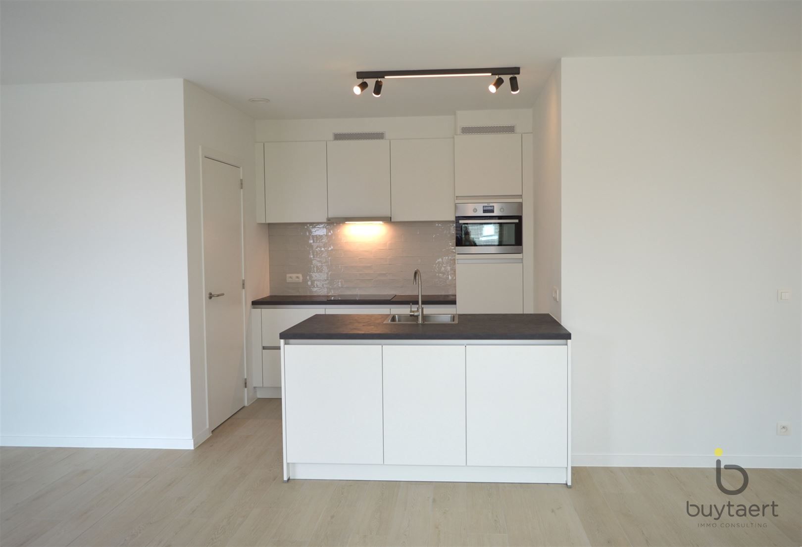 Appartement op Theunishof: Heerlijk thuiskomen! foto 7