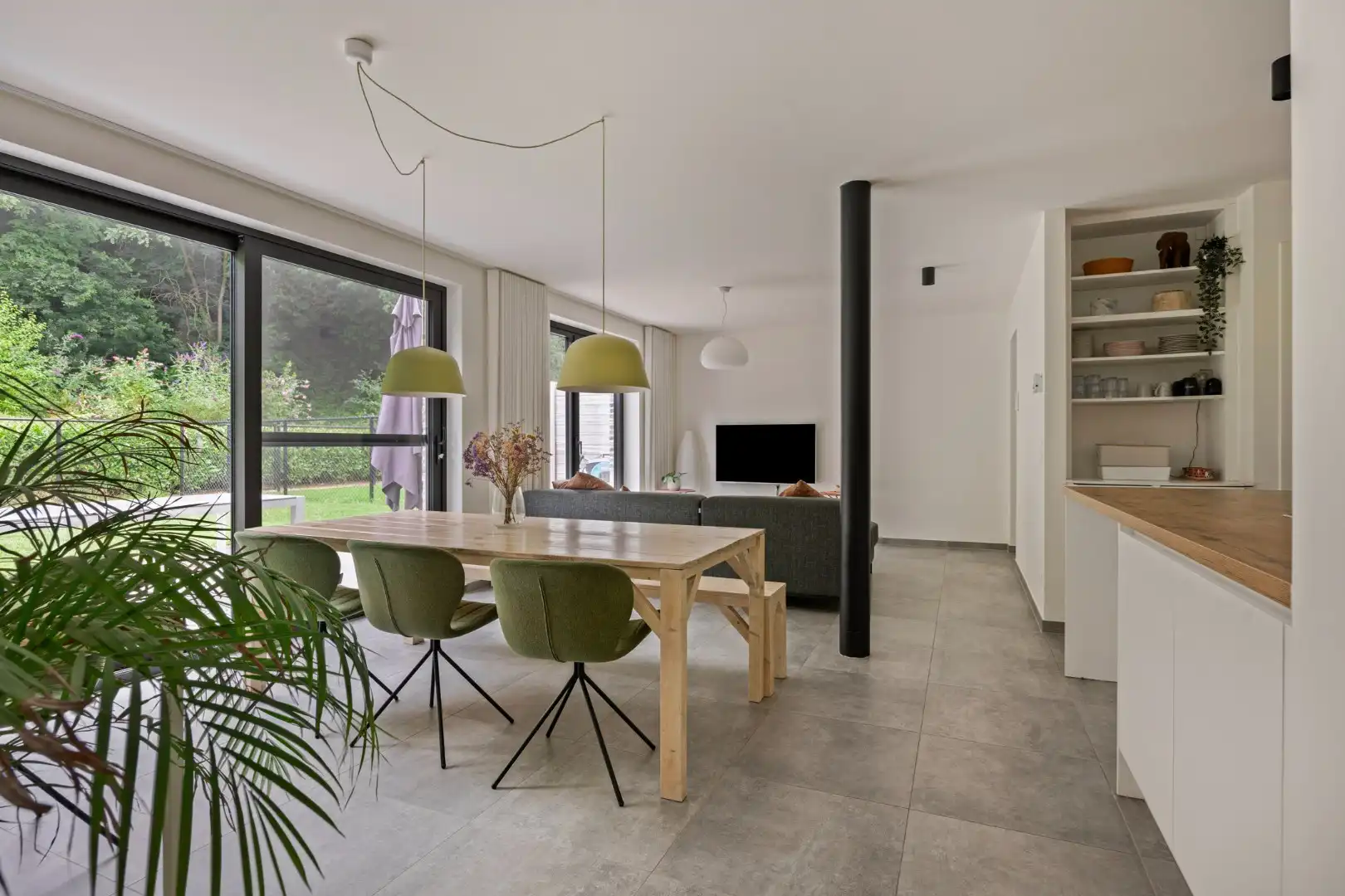 Ruim appartement met 2 slaapkamers en tuin + autostaanplaats vlakbij autostrade - EPC 68 kWh/m²  foto 9