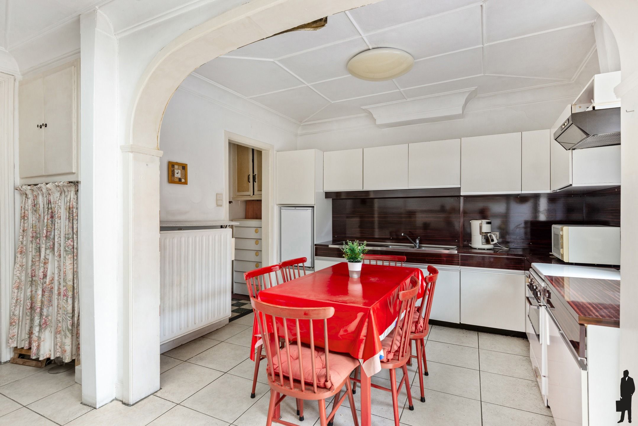 Karaktervolle rijwoning met 4 slaapkamers en koer in Hoboken foto 9