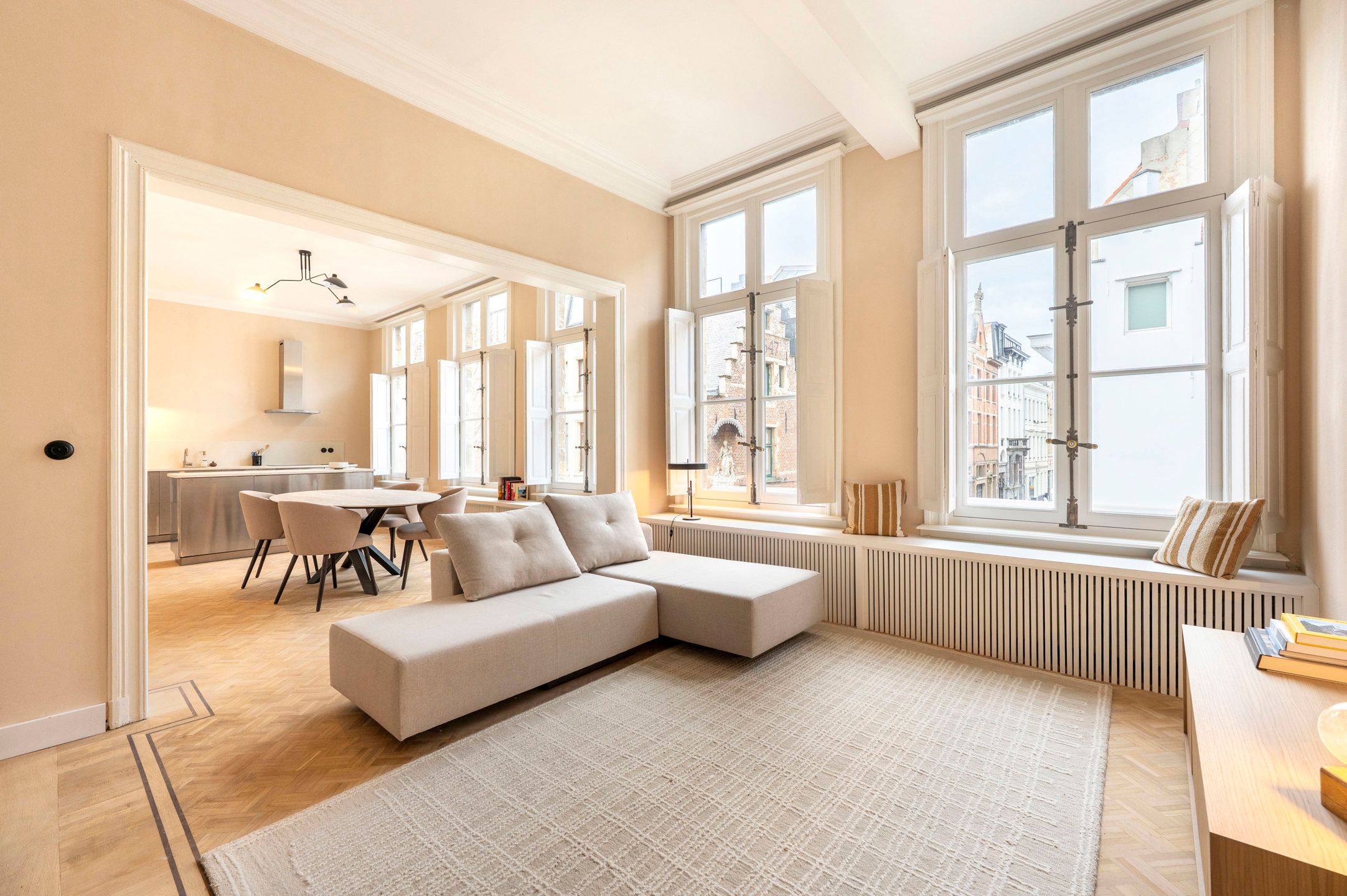 Hoofdfoto van de publicatie: Charmant pareltje in historisch stadspaleis