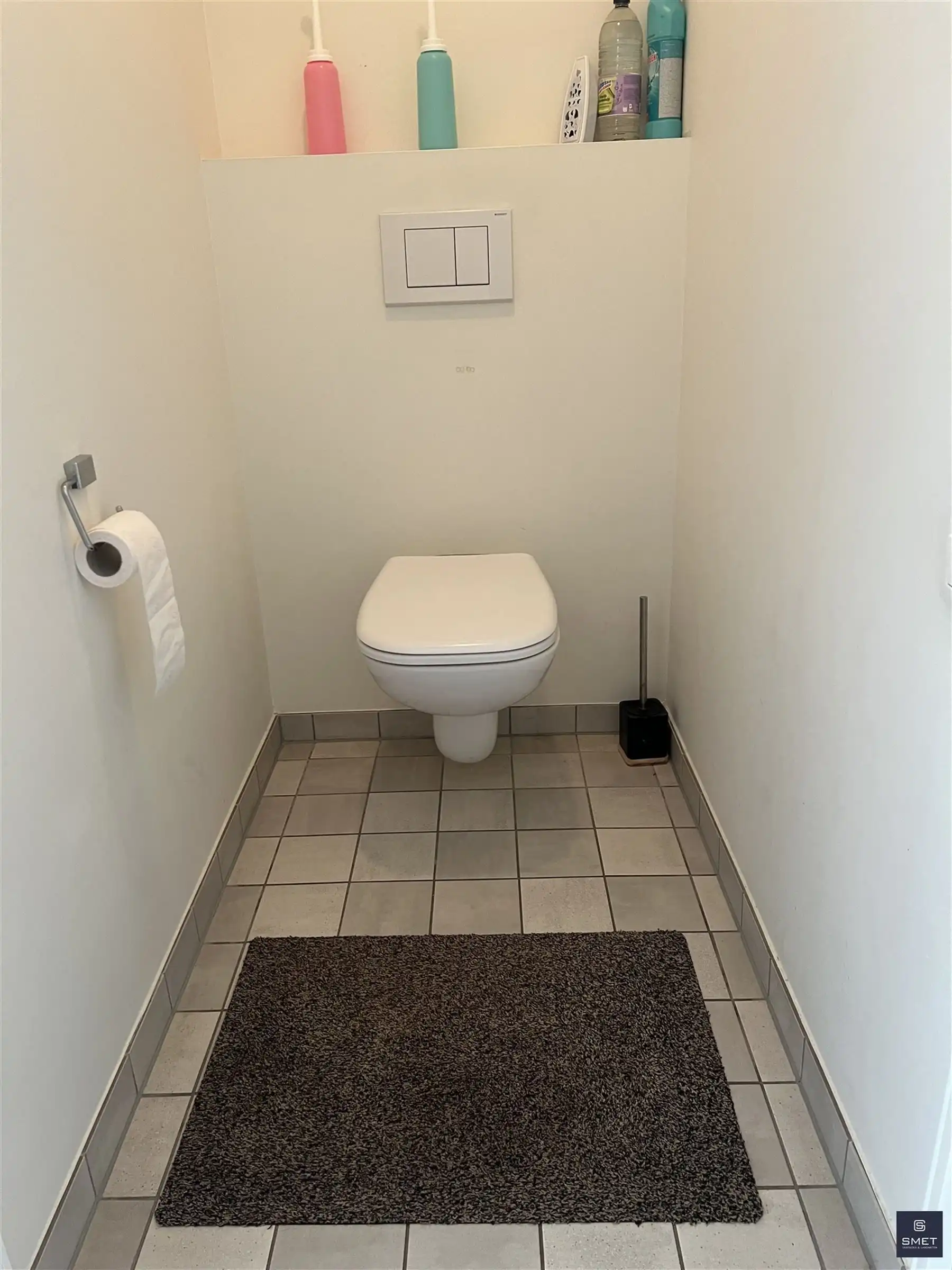 appartement met 1 slpk, terras en autostaanplaats foto 4