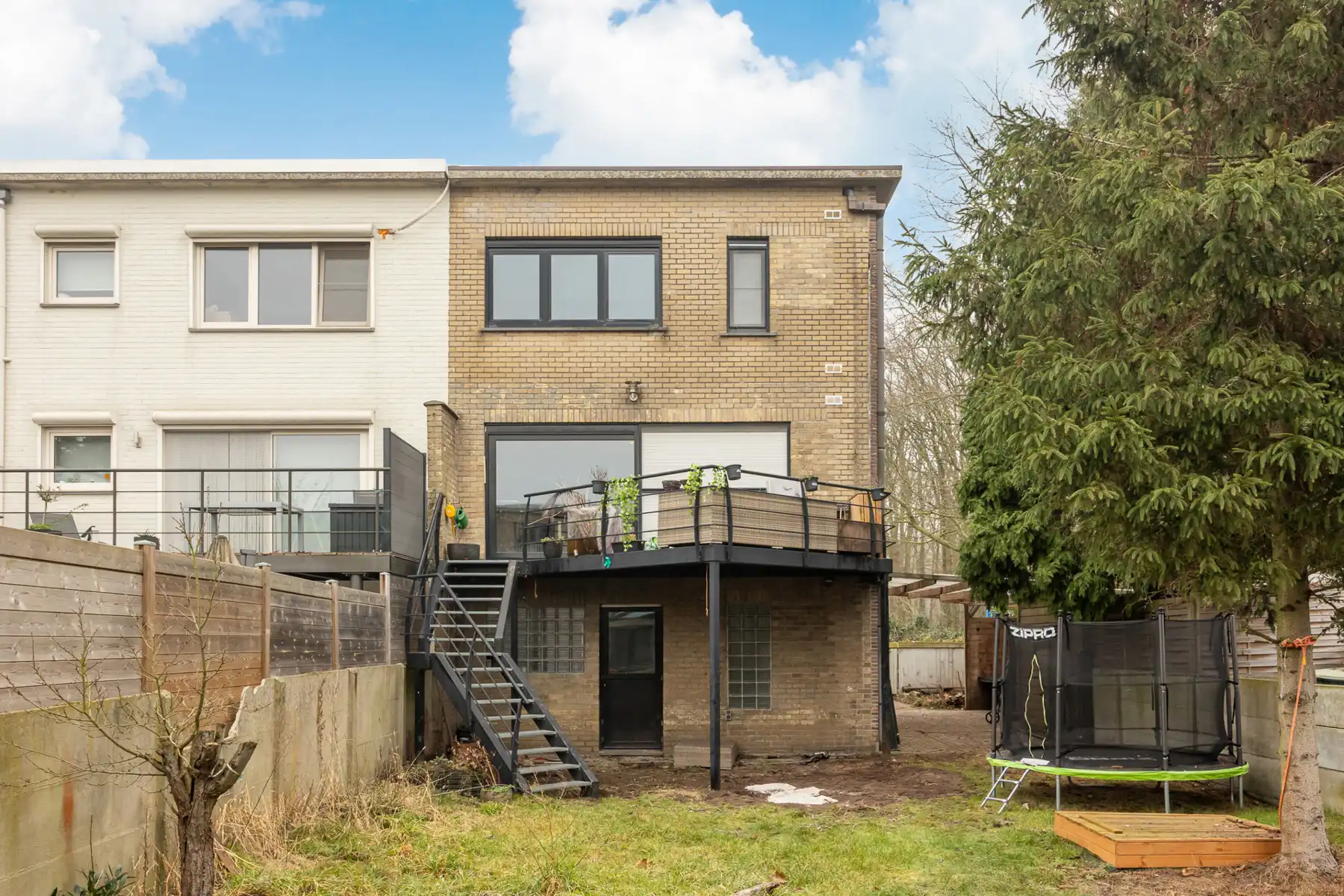 Gezellige halfopen bel-étage met garage, oprit en zonnige tuin in Hoevenen! foto 20