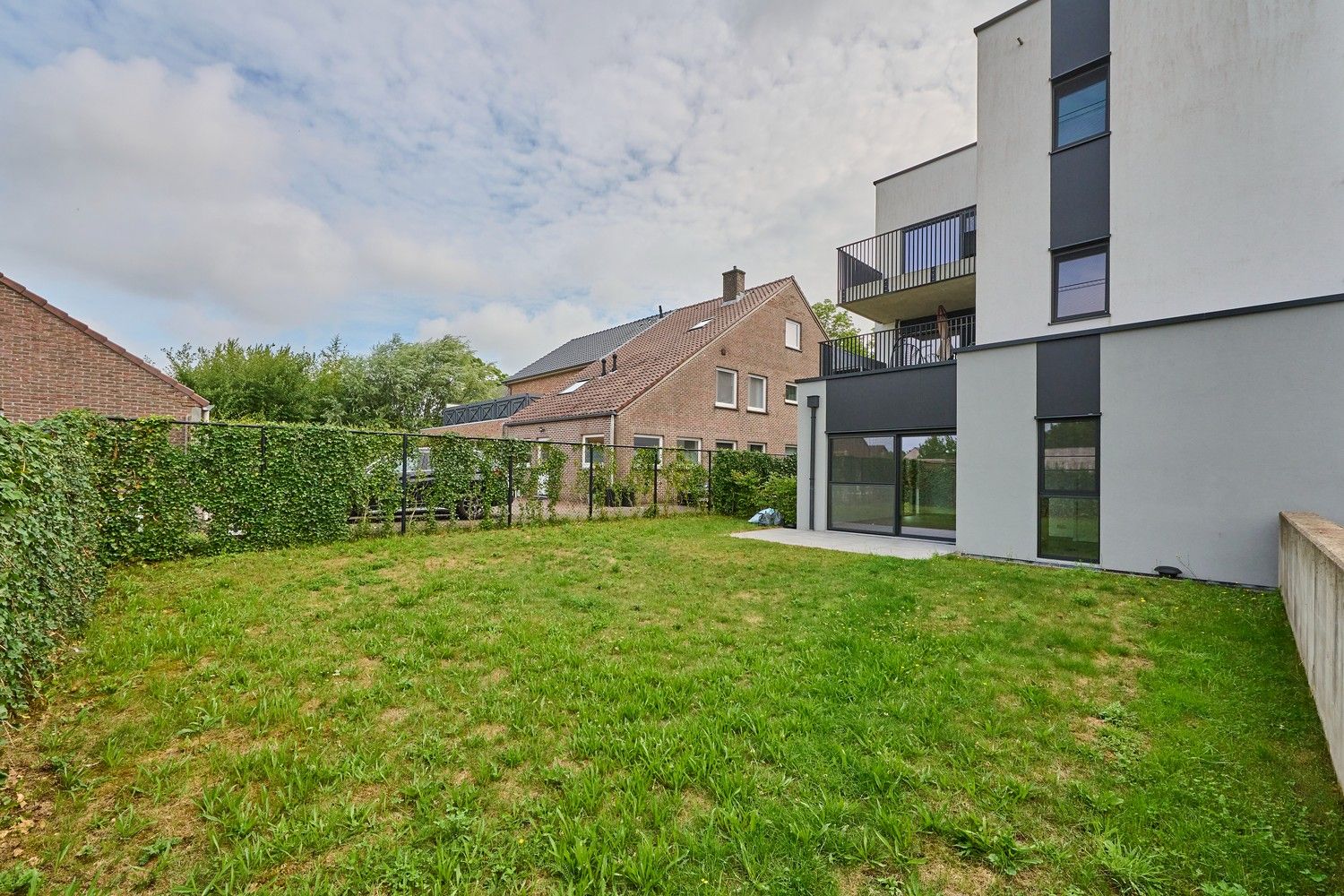 Stijlvol gelijkvloers appartement met zongerichte tuin - EPC 12! foto 18