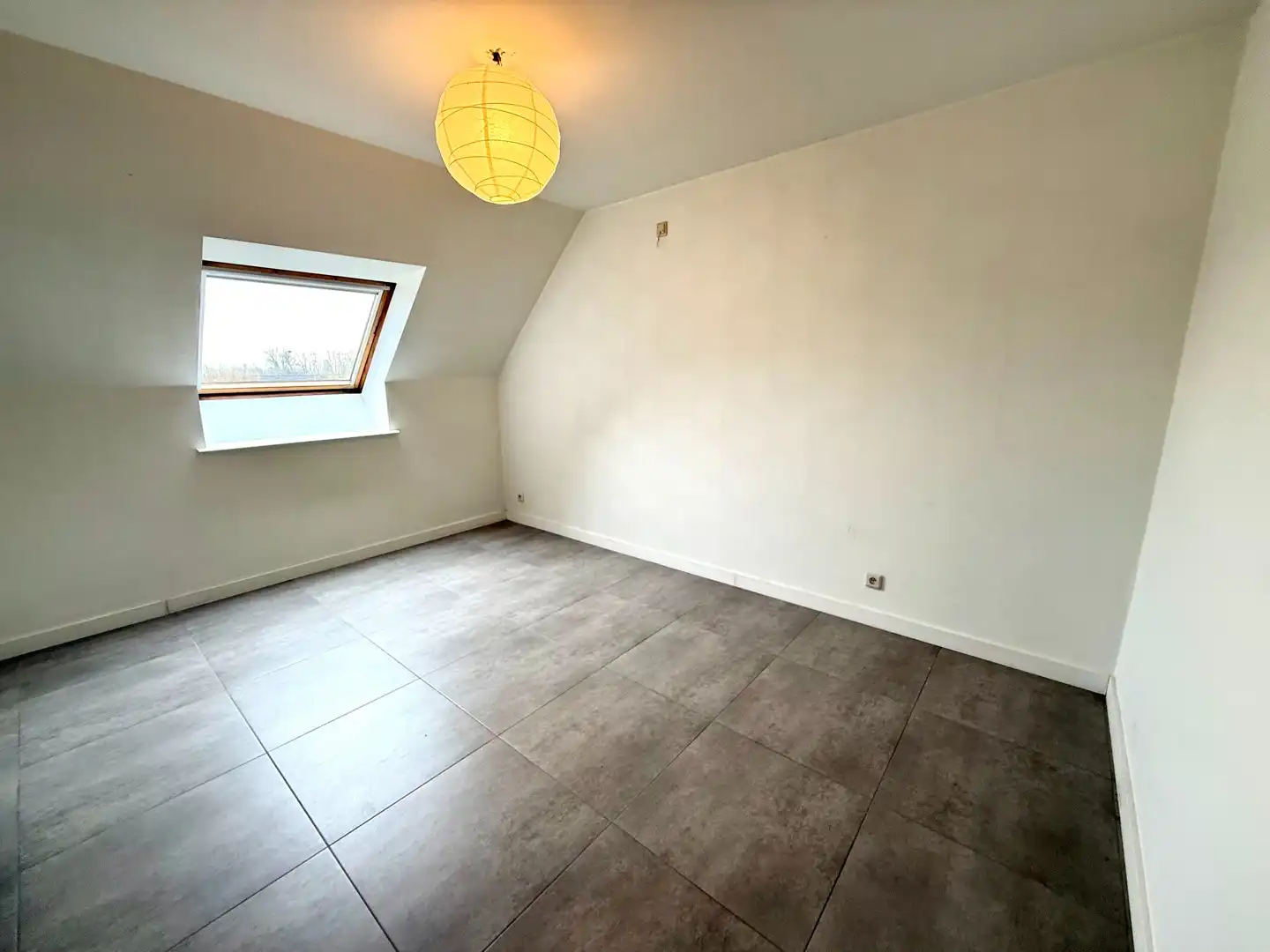 Dakappartement met 2 slaapkamers, 2 douchekamers en parkeerplaats foto 13