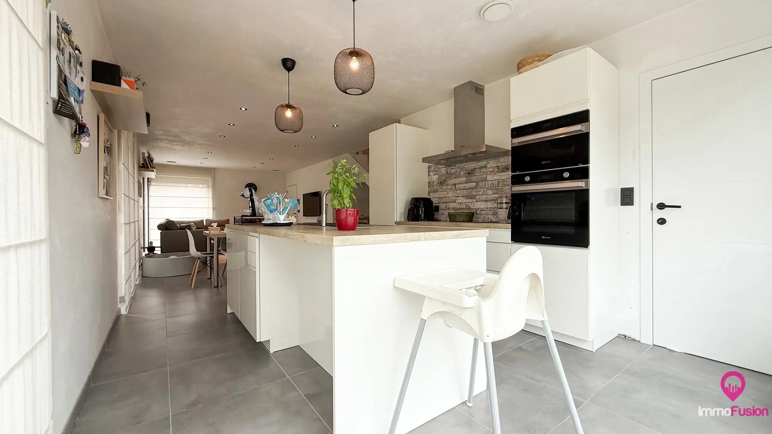 Moderne halfopen nieuwbouwwoning met 4 slaapkamers! foto 11