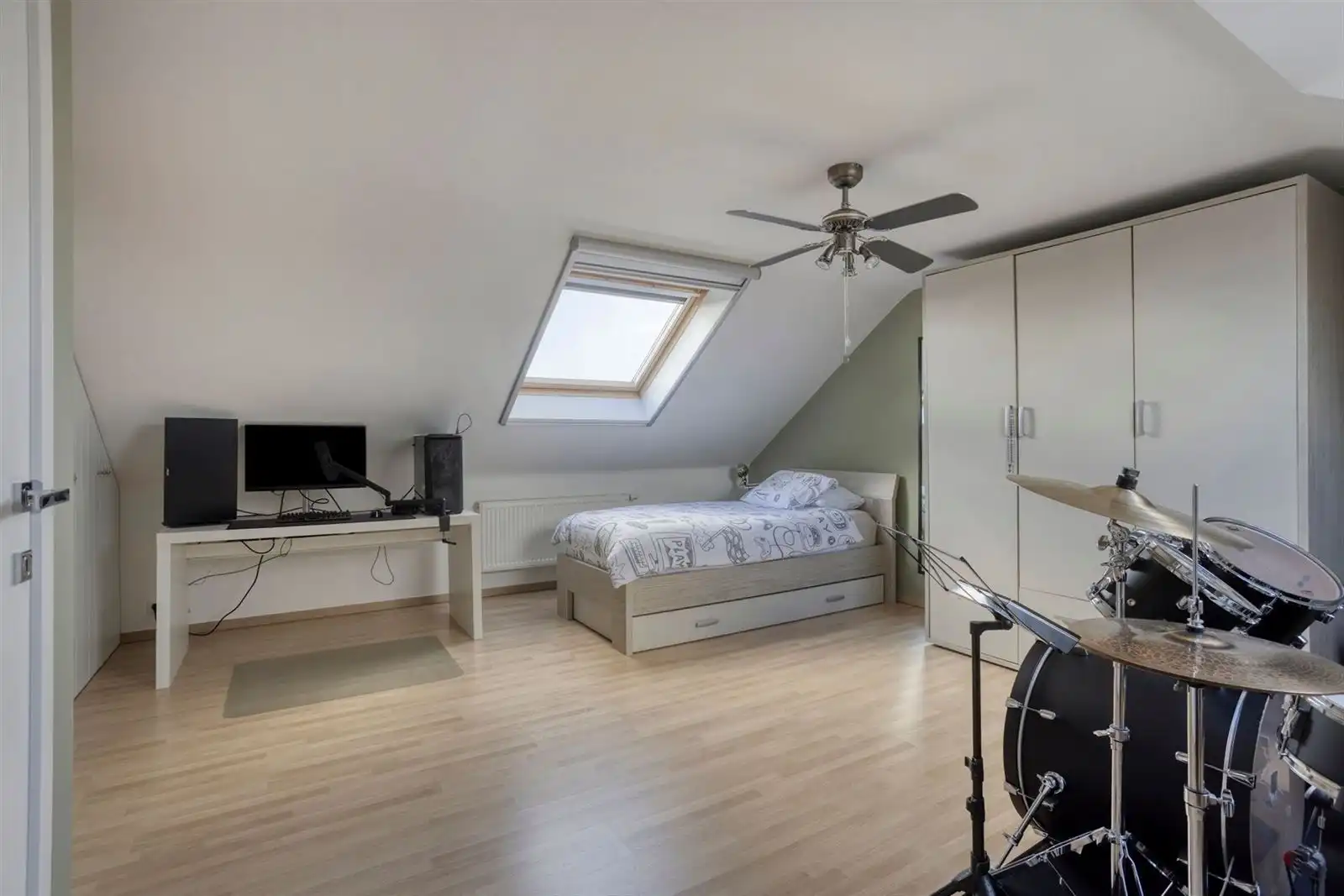 Zeer goede driegevel te koop in Groot-Bijgaarden foto 26