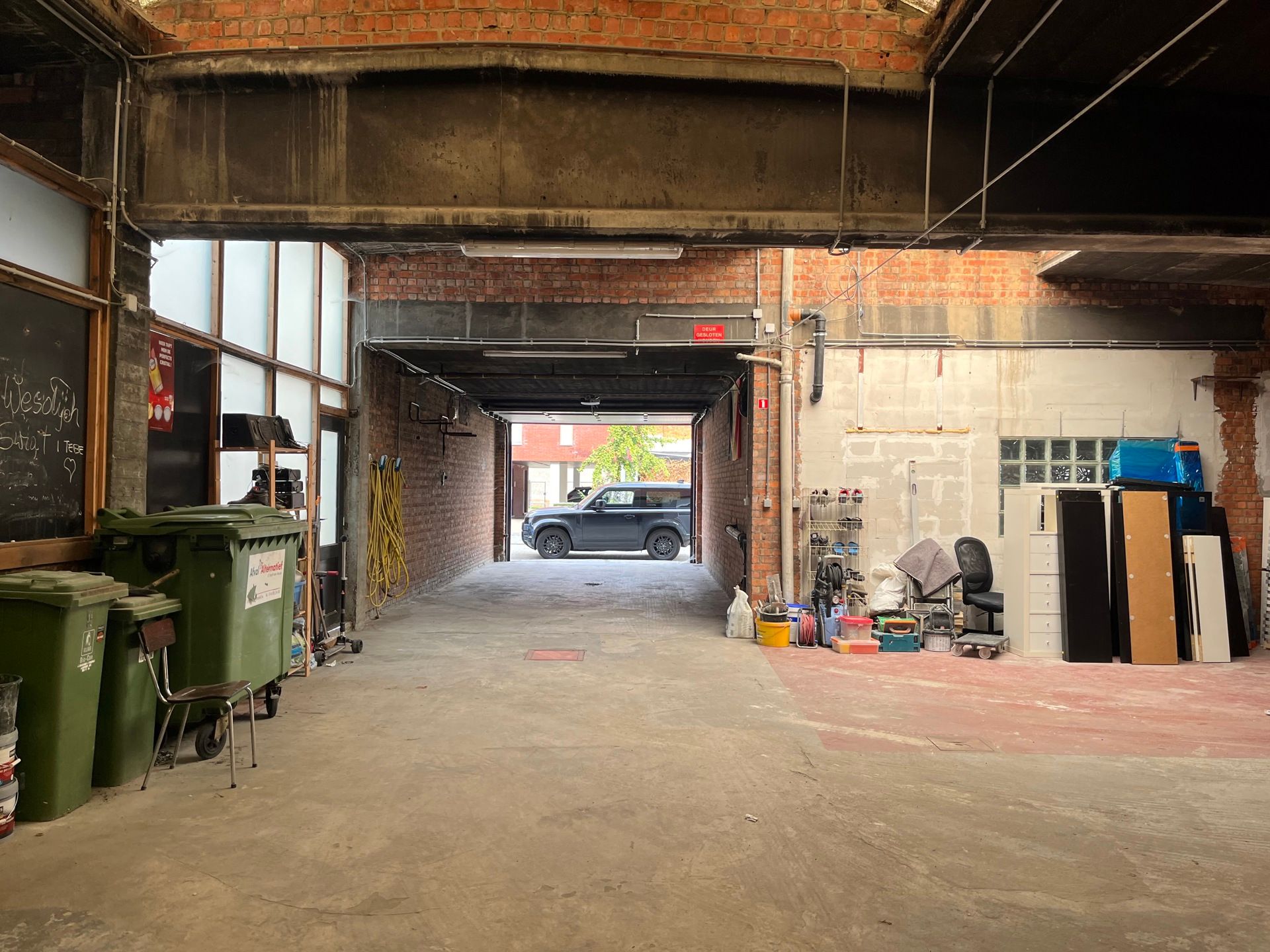  Magazijnruimte van 235 m² op Topligging nabij de Haven foto 6