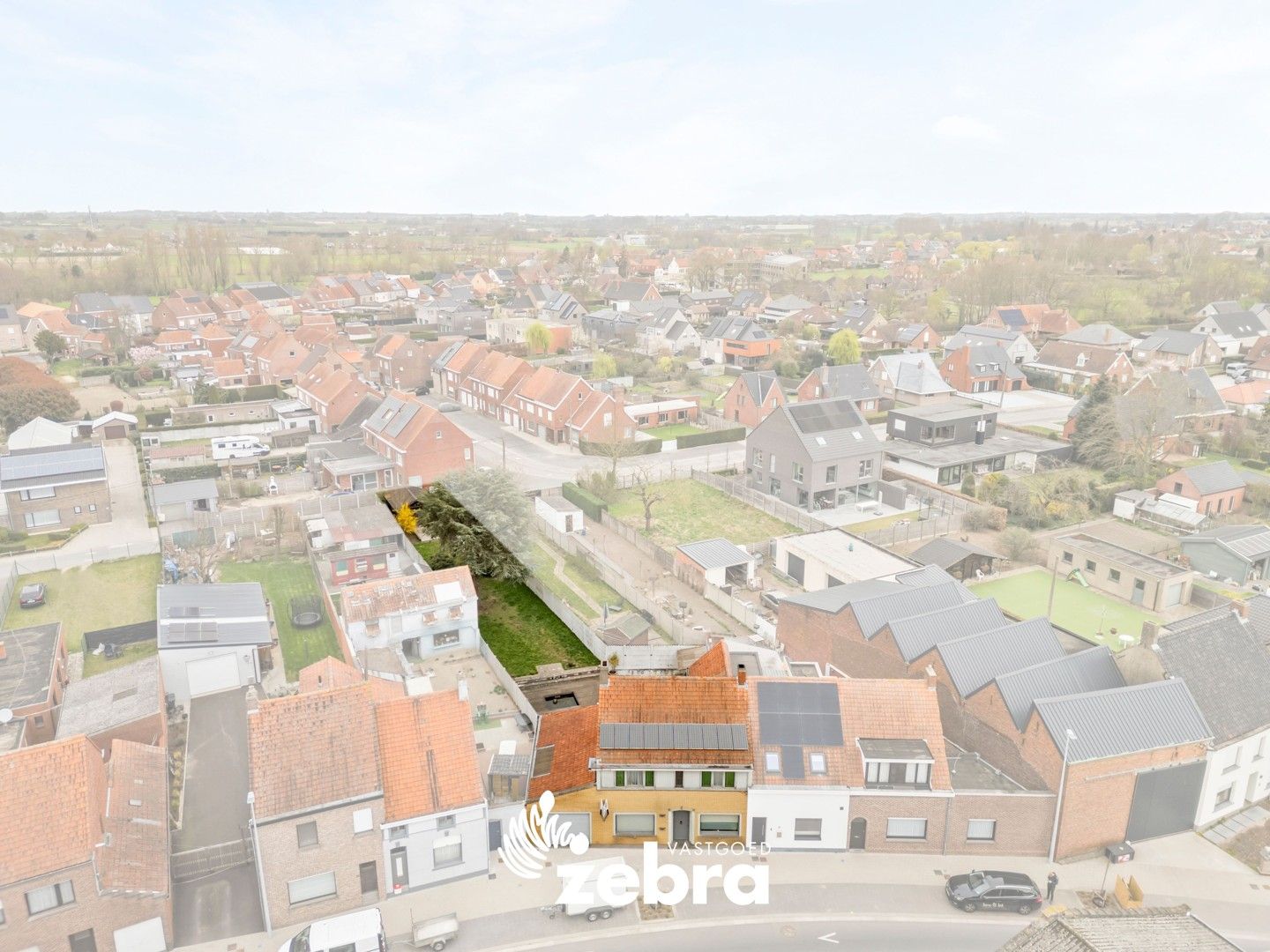 Instapklare woning met 4 slaapkamers en tuin te Oostrozebeke! foto 27