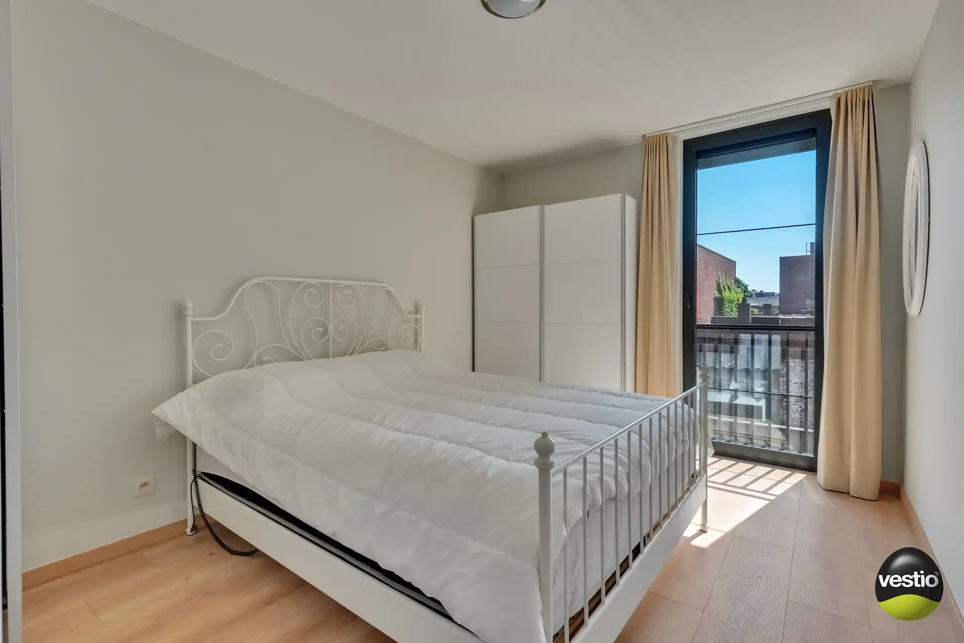 GOED GELEGEN APPARTEMENT 120 M² MET 3 SLAAPKAMERS foto 15