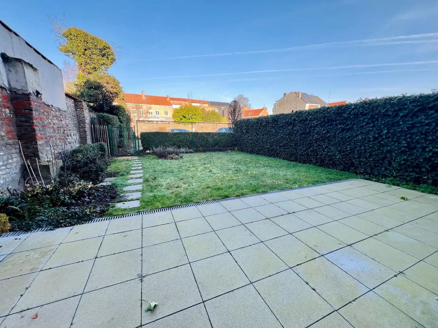 Gelijkvloersapp. met 2 slpks, terras, tuin en  autostaanplaats  foto 12