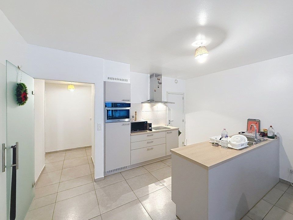 Centraal gelegen appartement in het hart van Westrozebeke foto 3