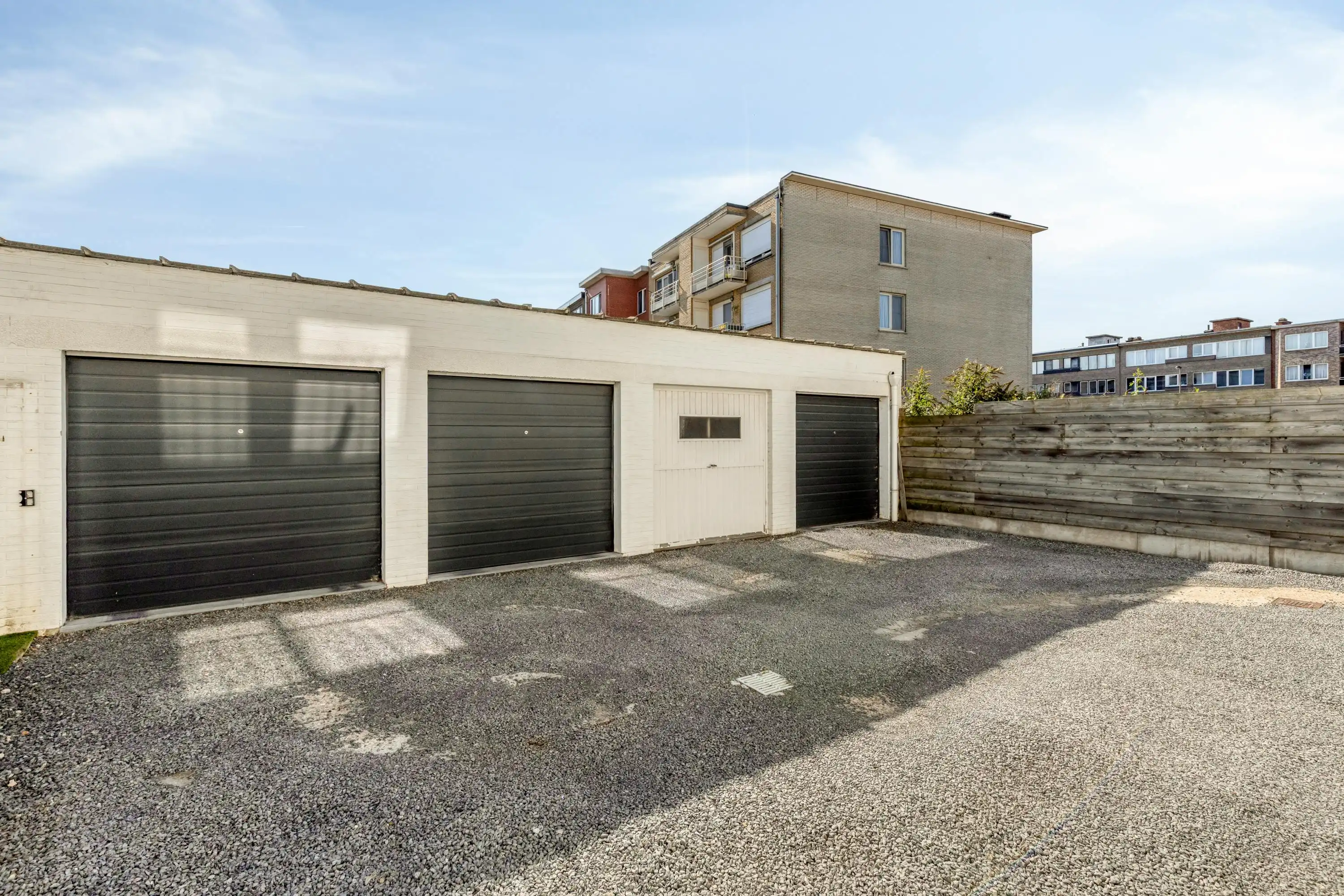 Kwalitatief appartement met 3 slaapkamers te koop in Merksem foto 21