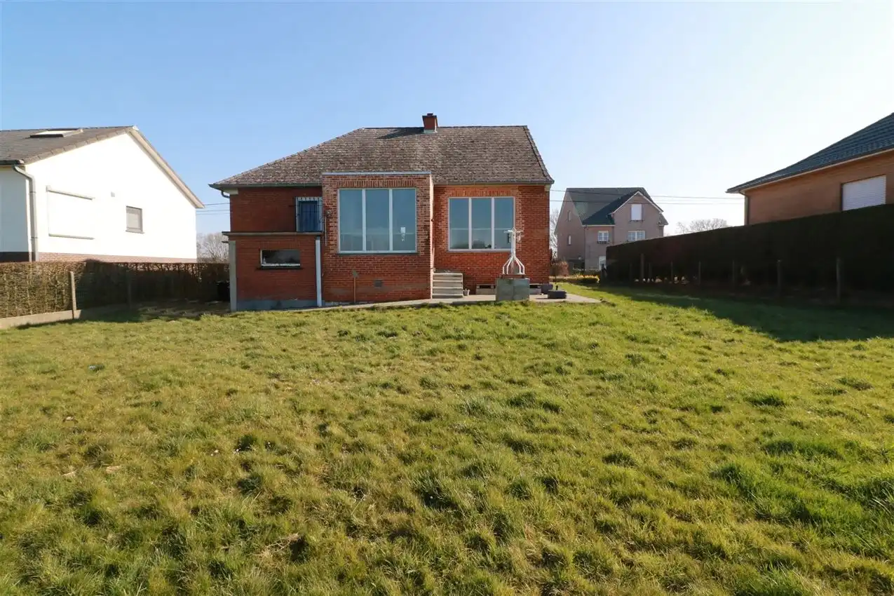 Gusting gelegen woning met 2 slpk, garage en tuin foto 29