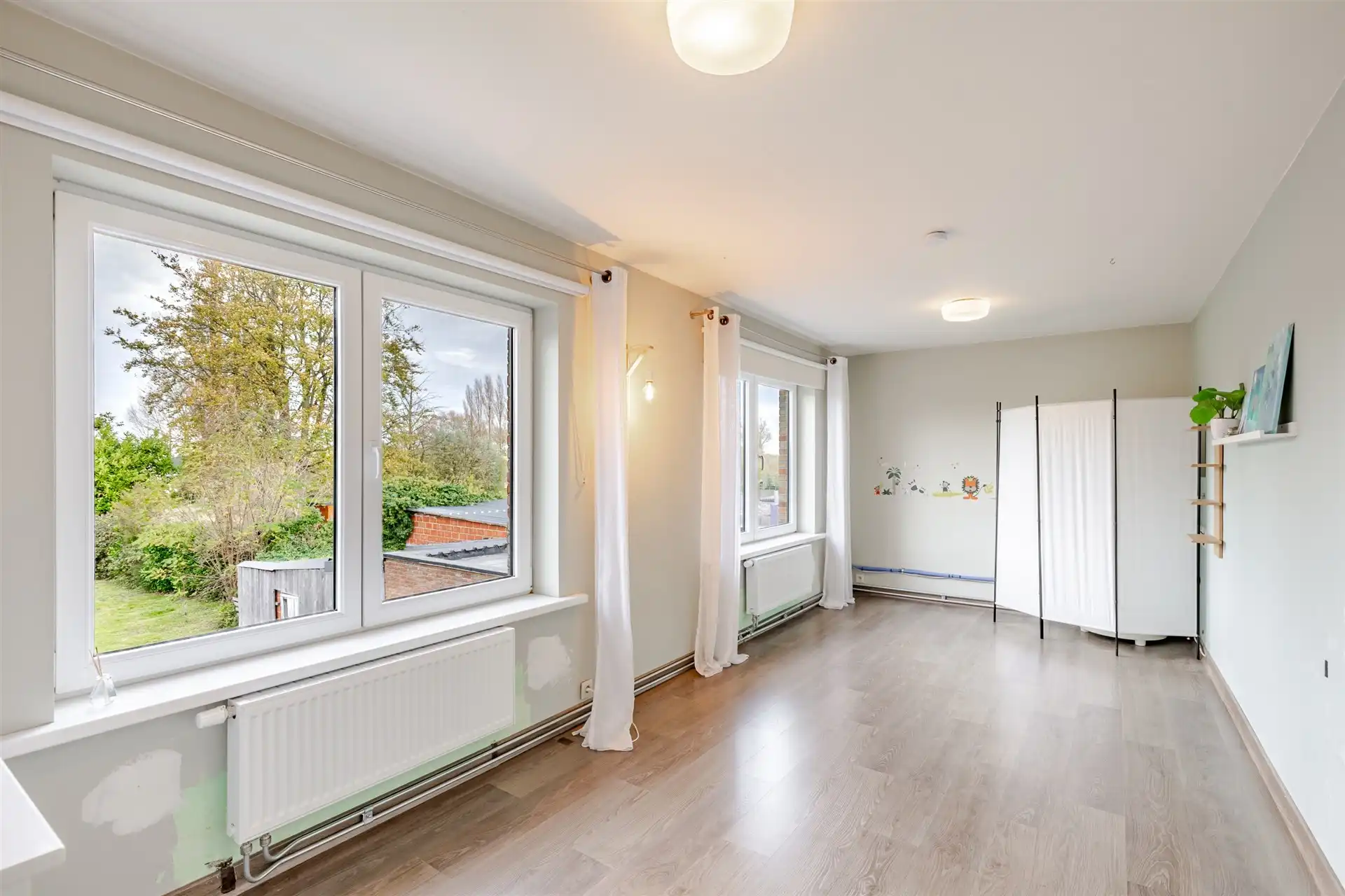 Modern ingerichte gezinswoning met uitstekende ligging nabij Aalst foto 18