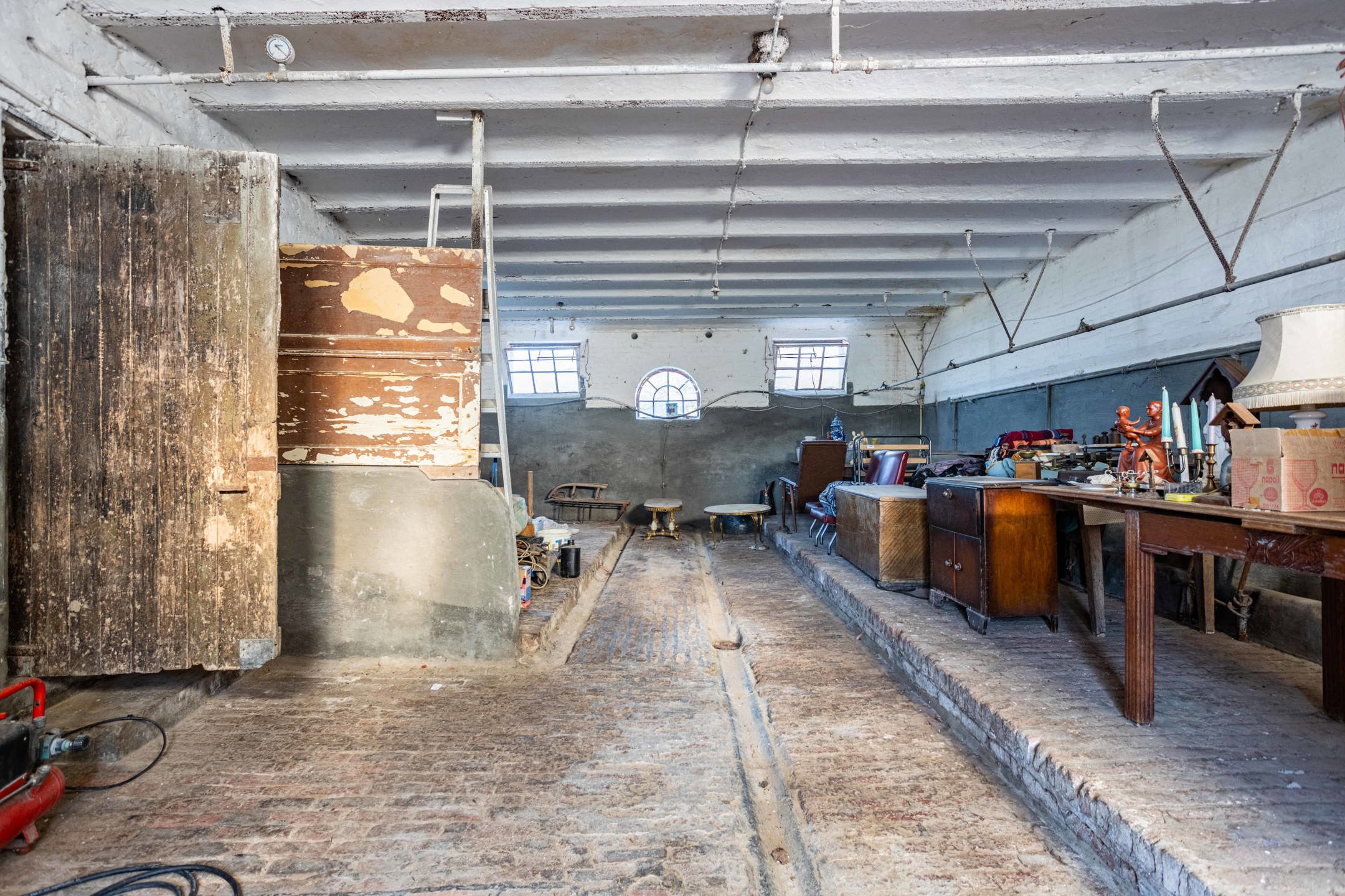 Unieke statige hoeve in een groene omgeving. foto 19