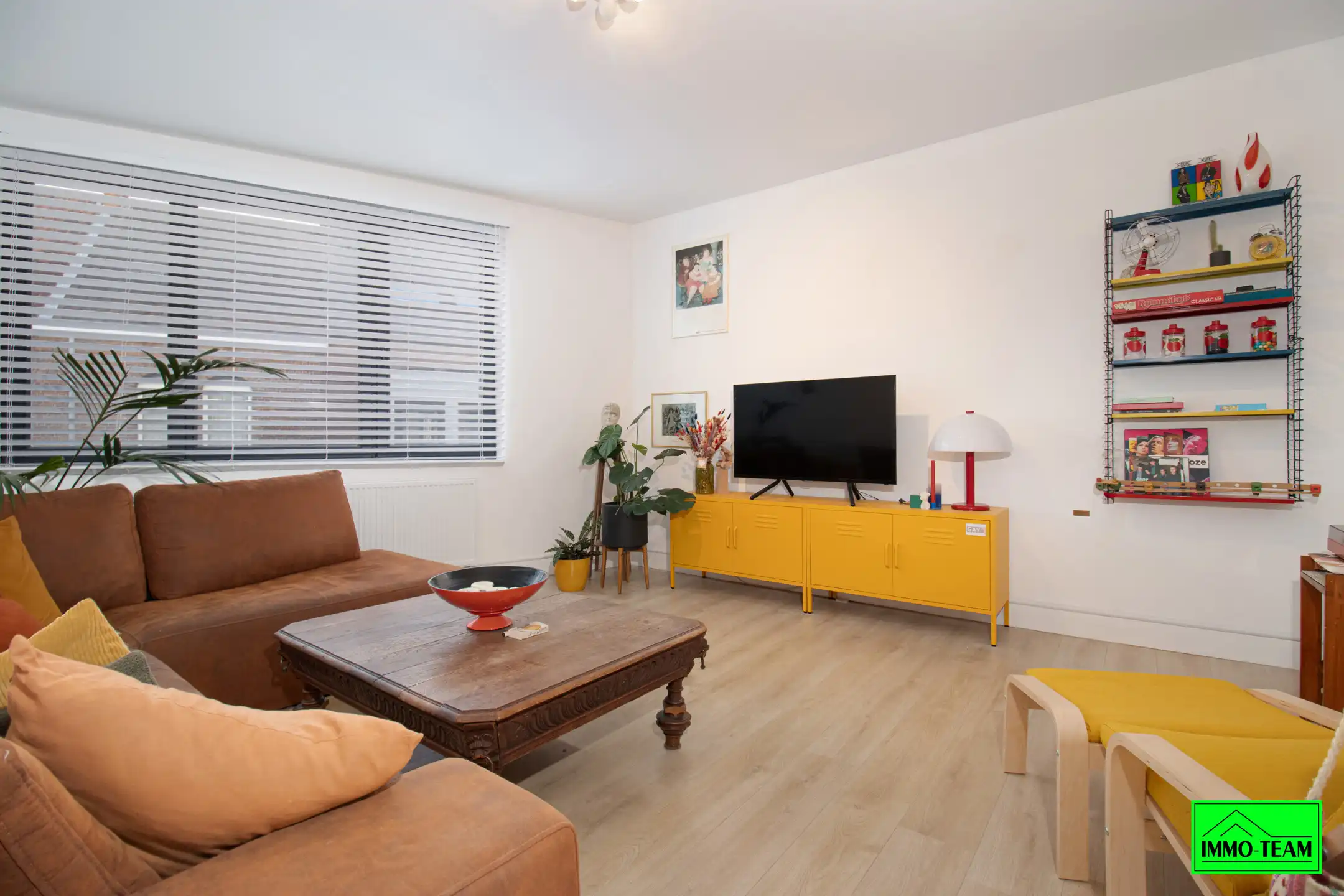 Volledig gerenoveerde instapklare woning nabij centrum Aalst foto 2