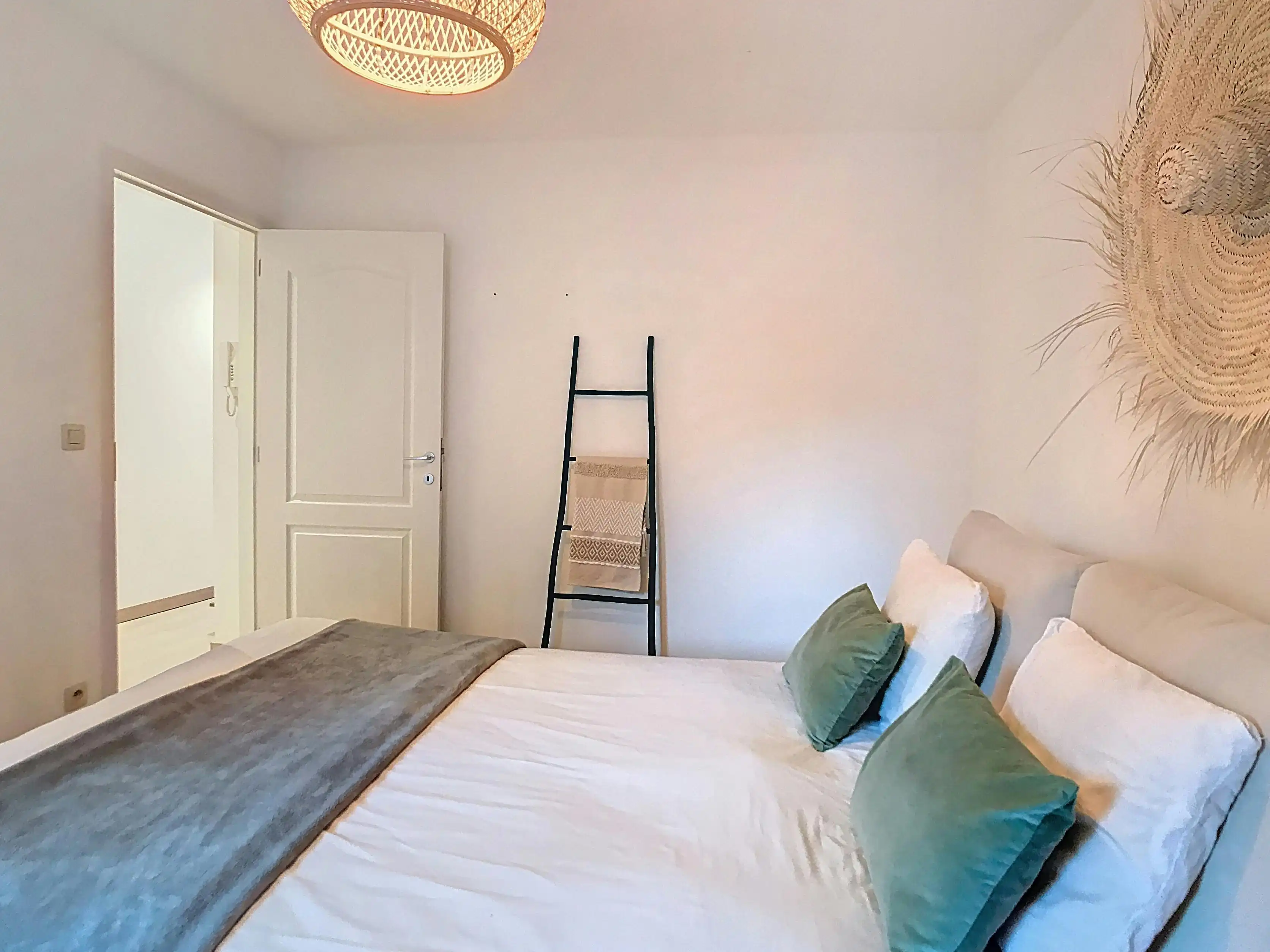 Gerenoveerd huis te koop in Rupelmonde foto 11