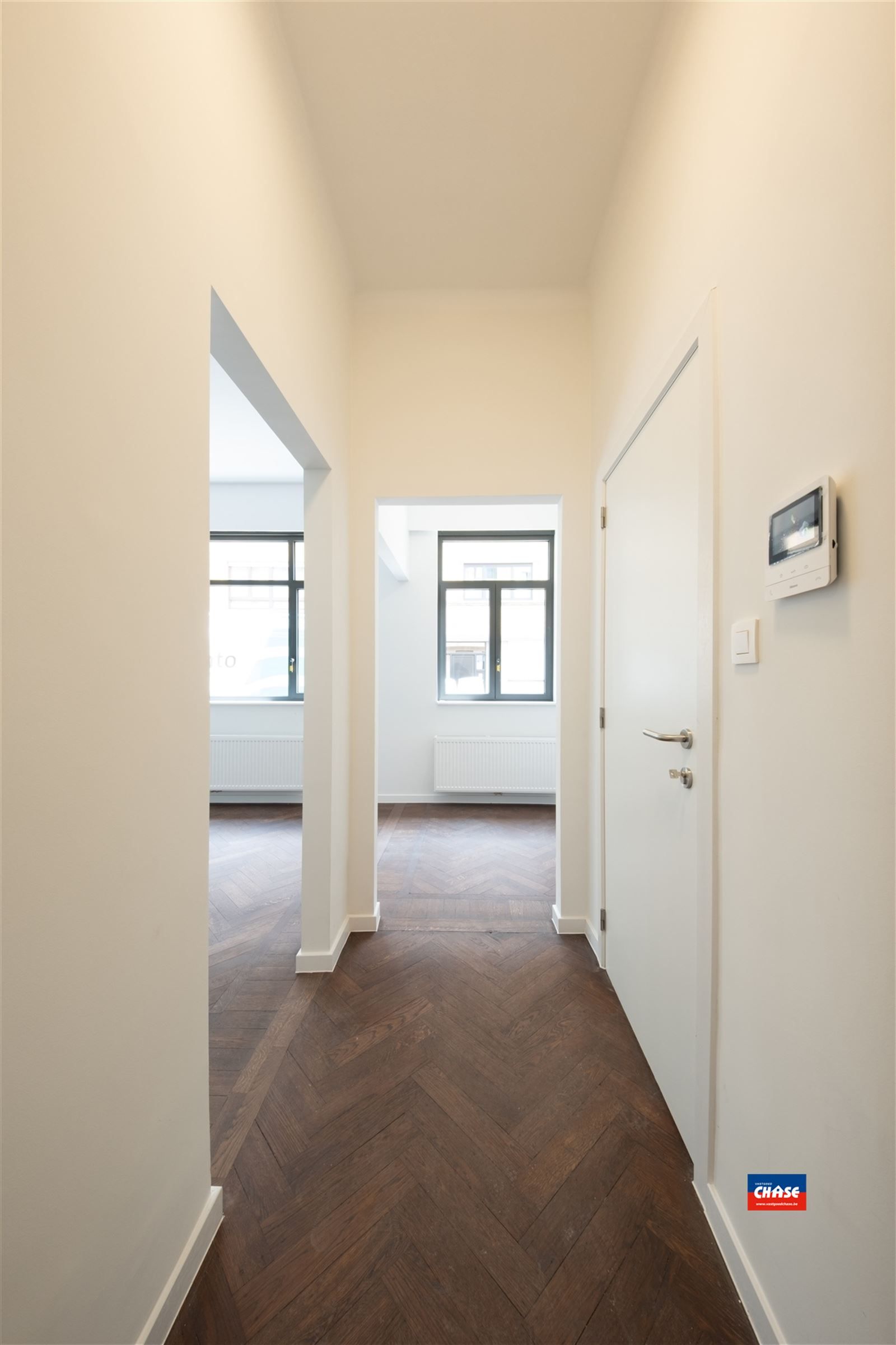 Gerenoveerd gelijkvloersappartement met één slaapkamer en stadstuin foto 16