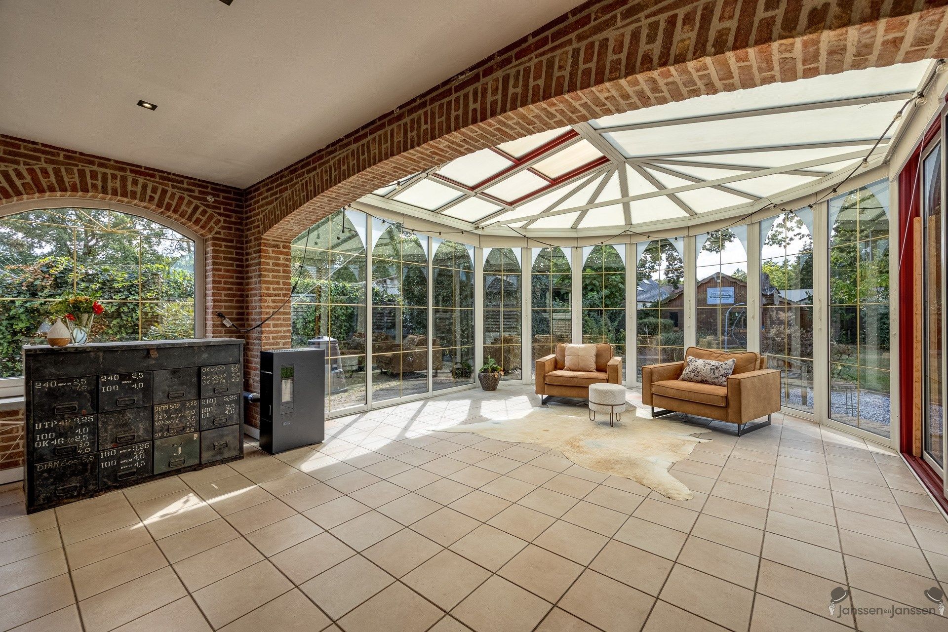 Charmante gerenoveerde woning te Zoersel foto 6