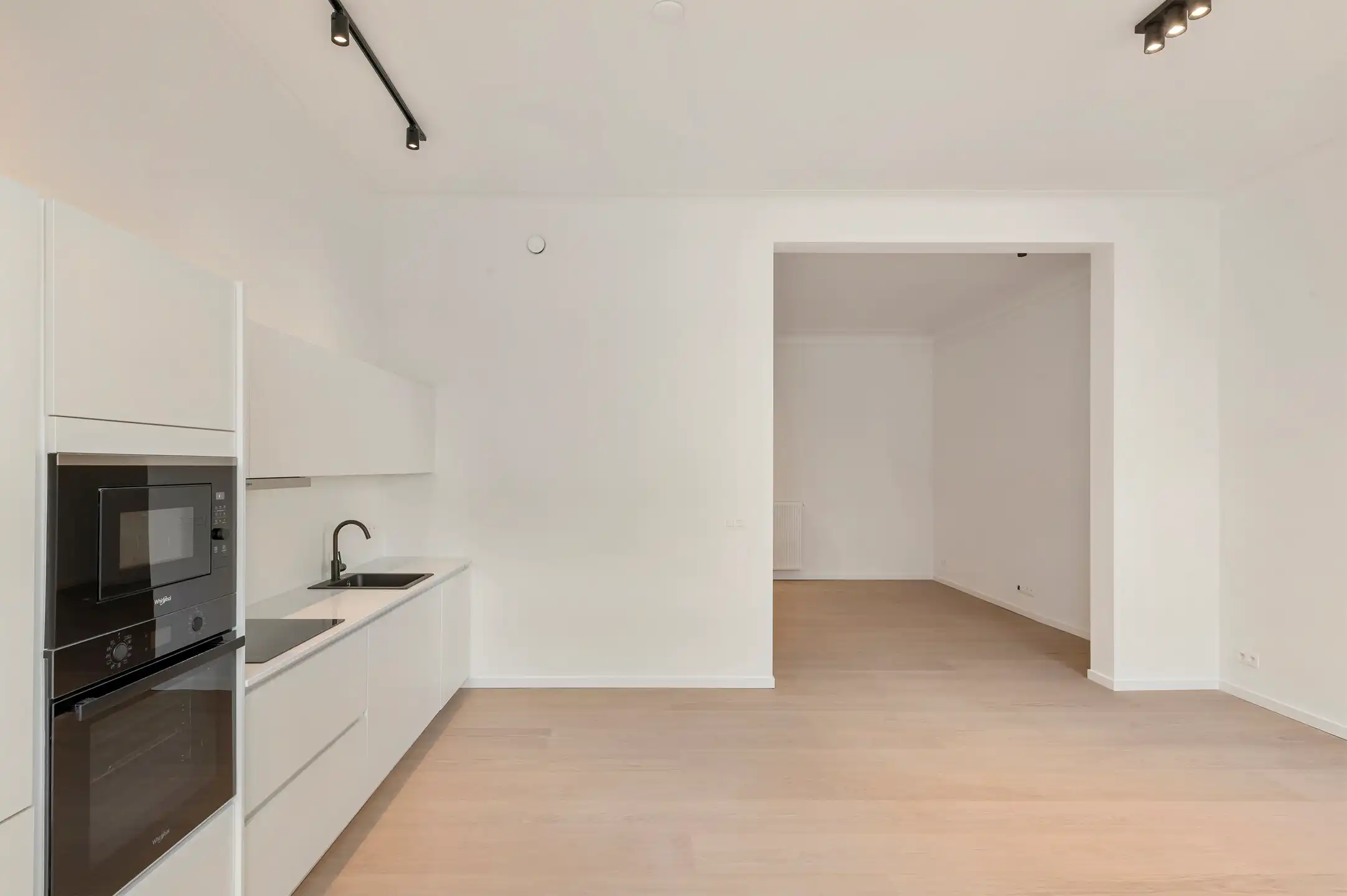 Ruim gerenoveerd appartement foto 5
