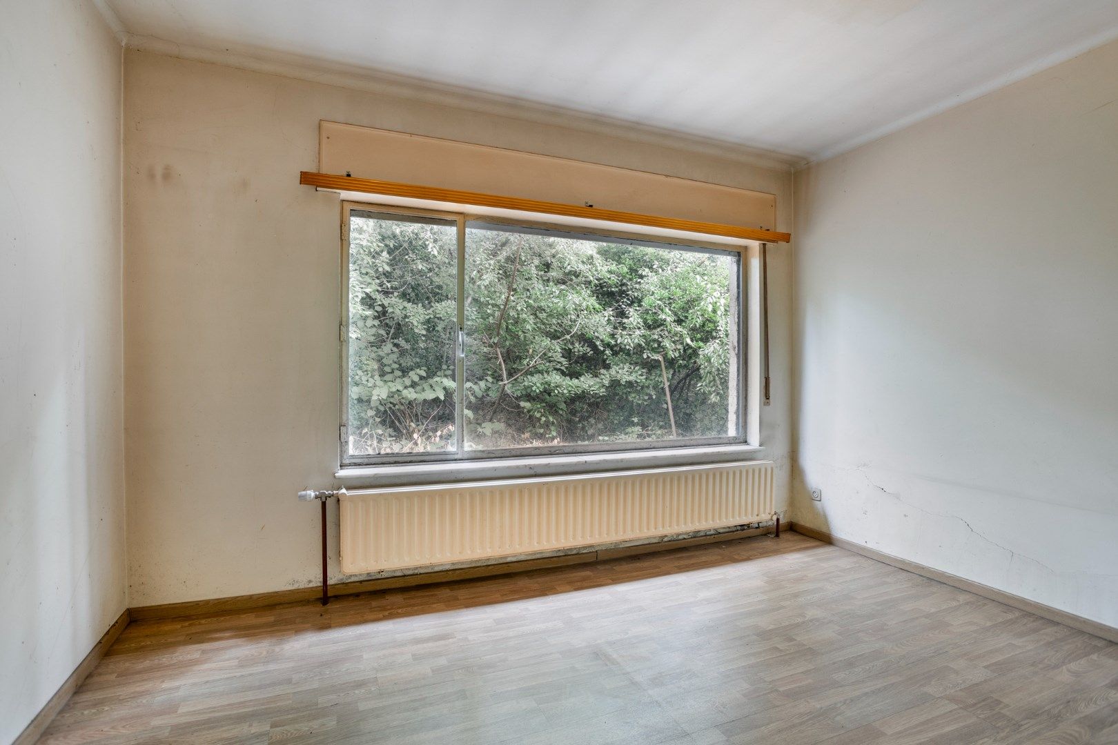 Te renoveren / te slopen woning op een uniek gelegen perceel van 1.693 m² ! foto 10