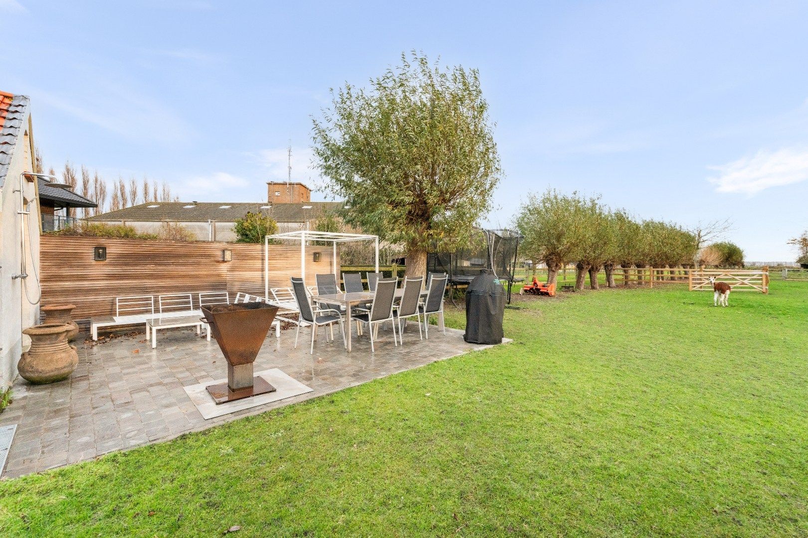 Uiterst charmante halfopen bebouwing met weidse zichten op een perceel van 2012m²  foto 28