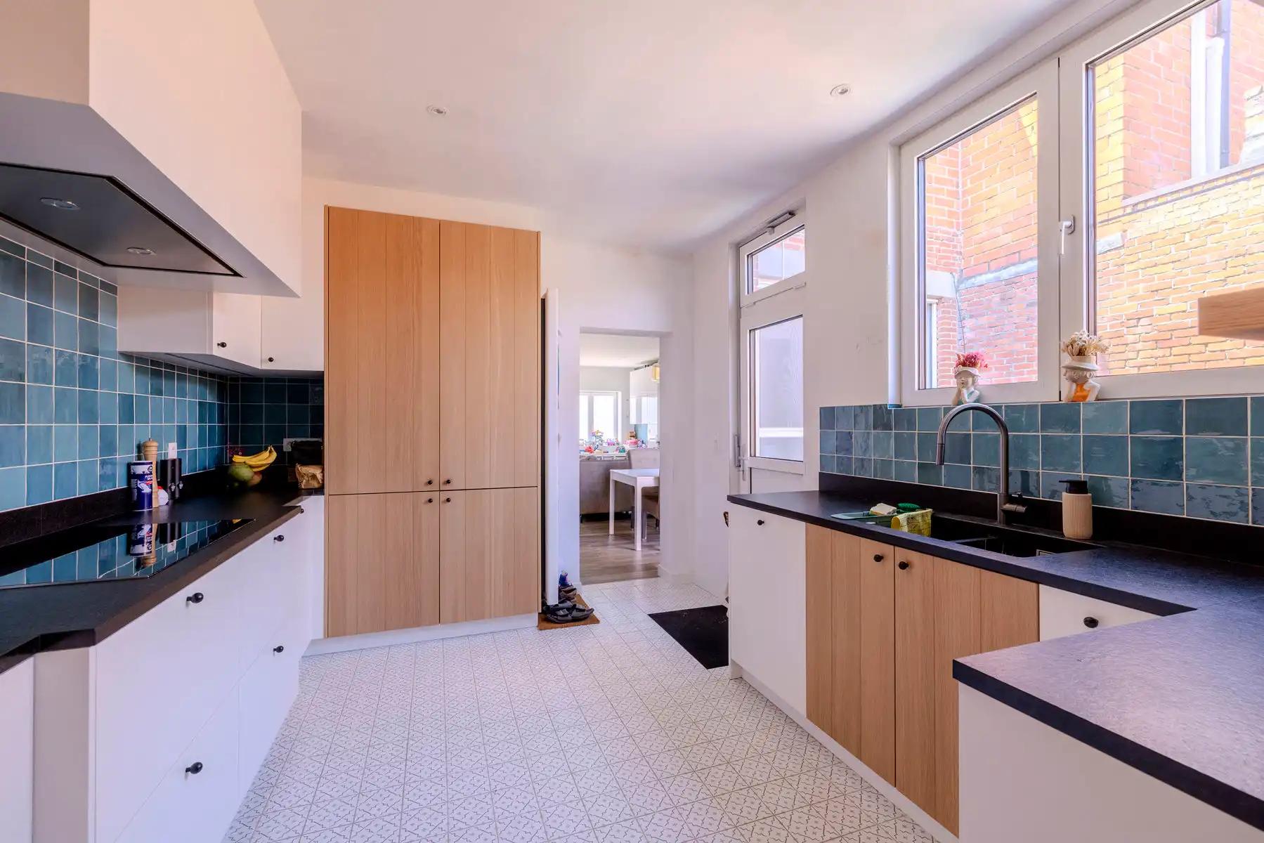 Gerenoveerde, energiezuinige woning met 3 slpks en tuin foto 8