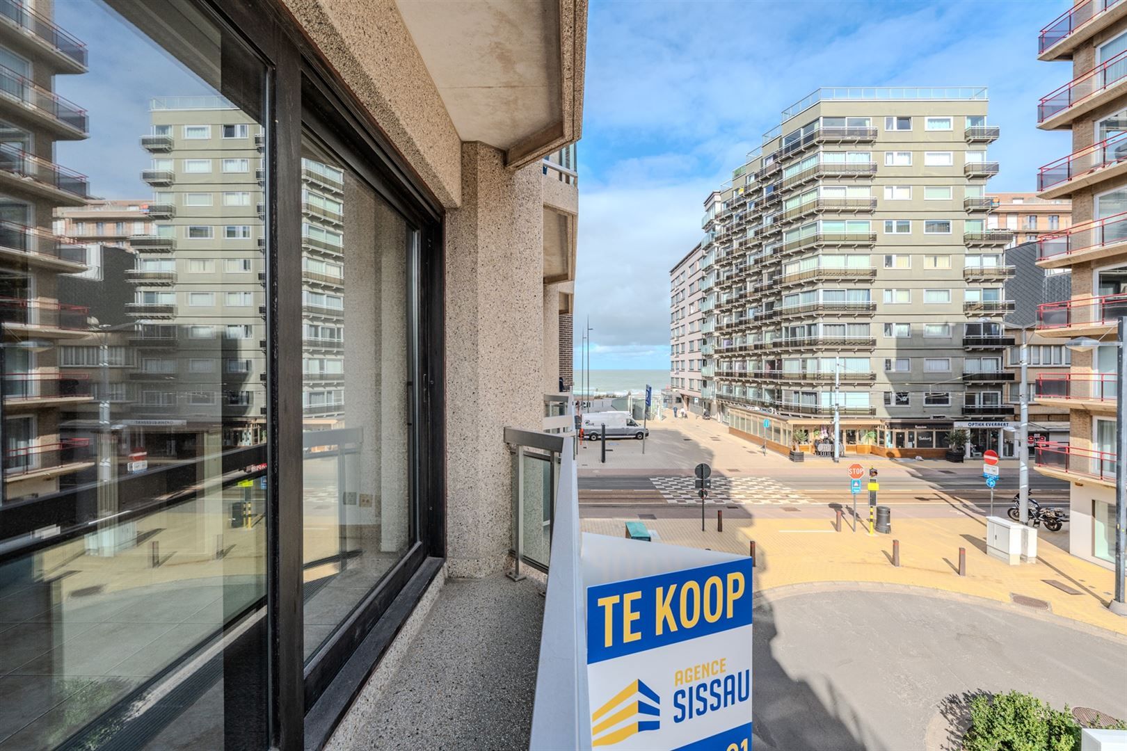 ()=>{if(producerUpdateValueVersion(node),producerAccessed(node),node.value===ERRORED)throw node.error;return node.value} Jean Van Hinsberghstraat 29/0207 - 8430 MIDDELKERKE