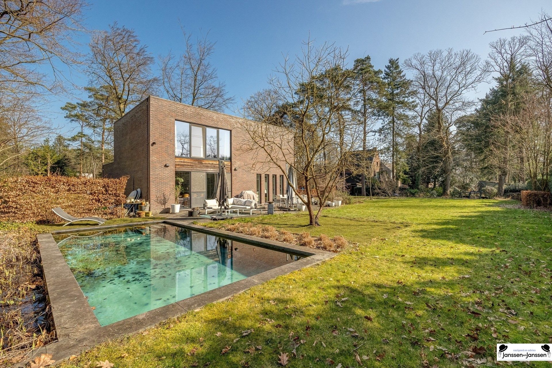 Luxueuze en energiezuinige villa met hoogwaardige afwerking  foto 28