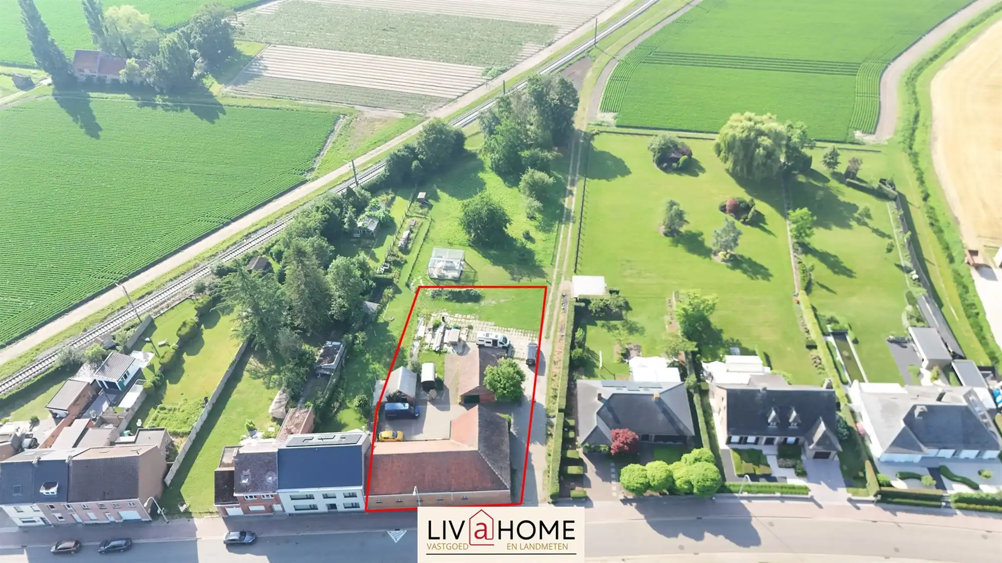 Projectgrond (3 loten) foto {{pictureIndex}}
