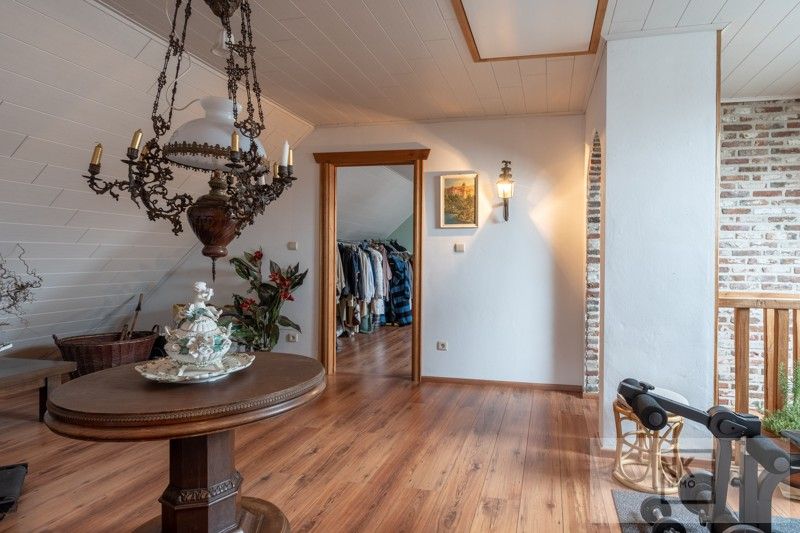 Charmante fermette woning met 4 slaapkamers, bureau en ruime werkplaats op een prachtig perceel in Arendonk! foto 33