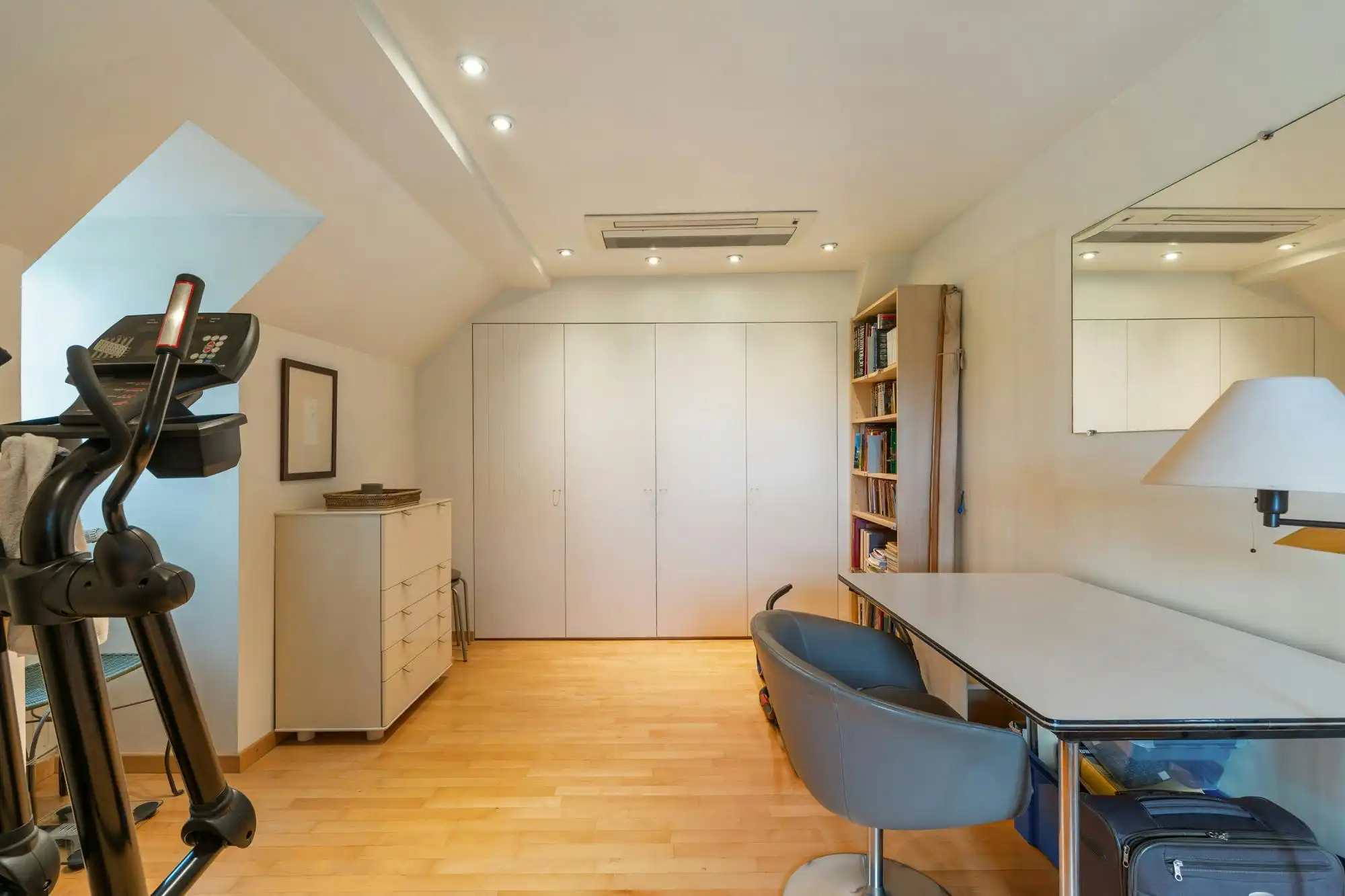Exclusieve villa met aparte ingang voor vrij beroep in Grimbergen  foto 19