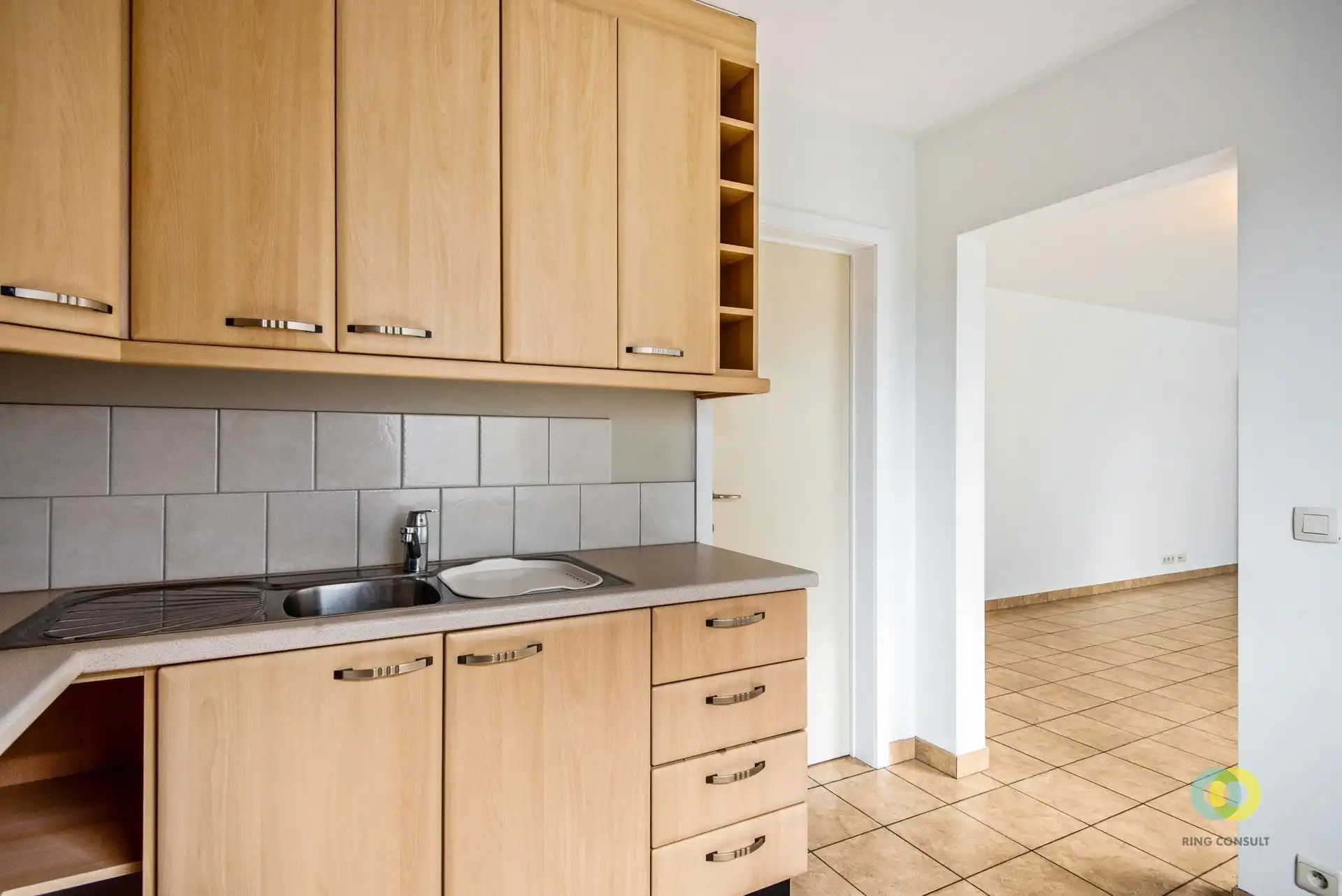 Appartement met twee slaapkamers en binnestaanplaats foto 9