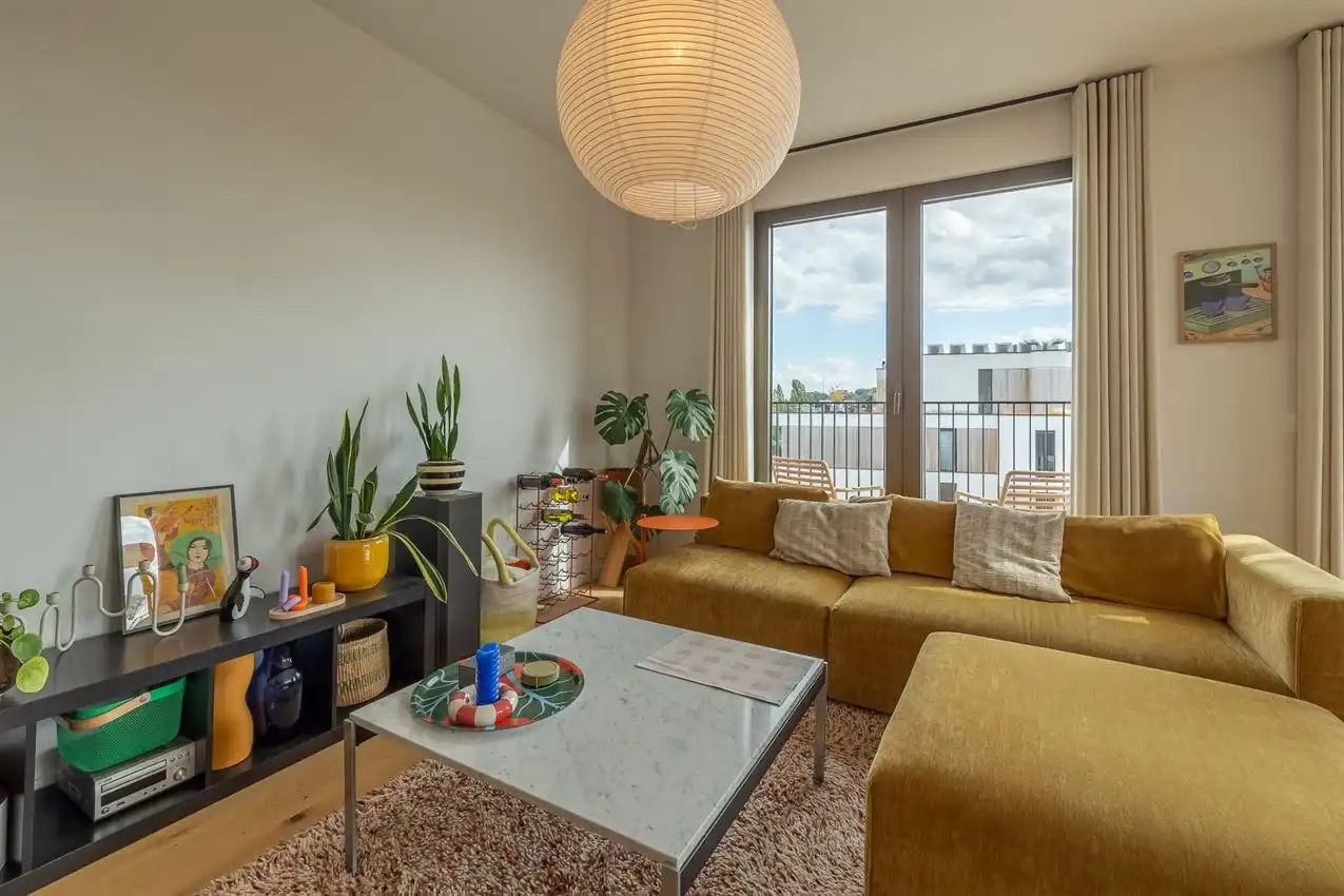 Lichtrijke penthouse met 2 slpk, terras en autostaanplaats foto 3